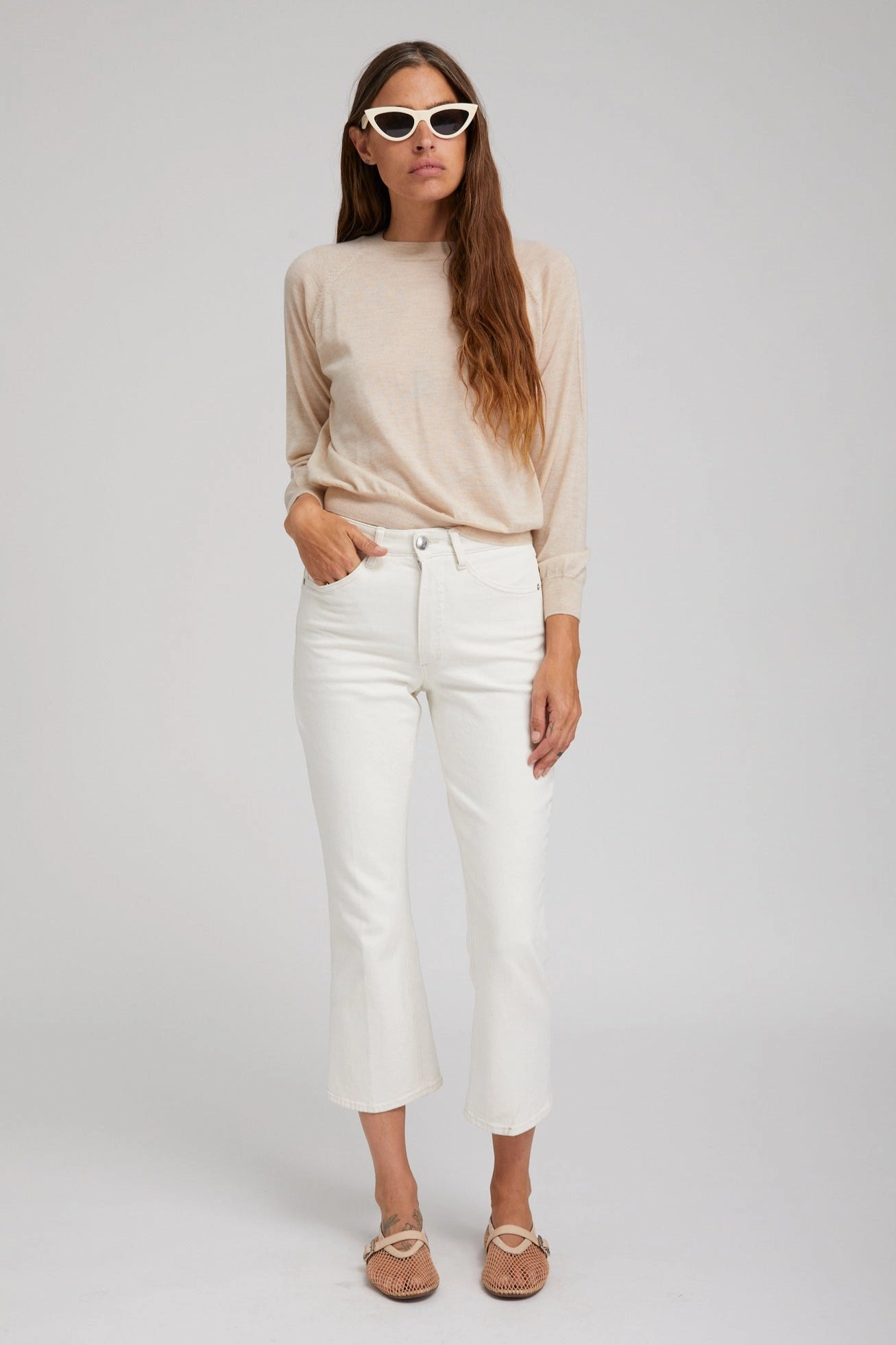 MinimalistStyle Fashionable Tank Earhart Off White Crop Denim