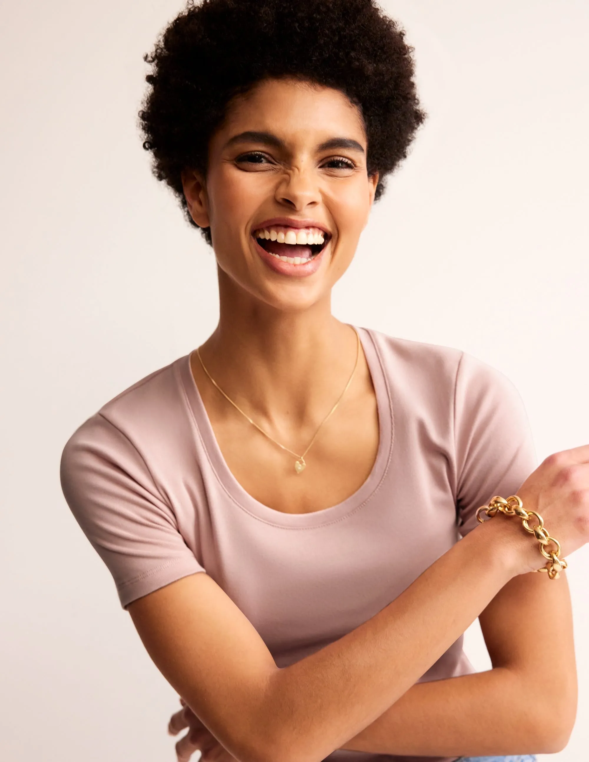 Essential Jersey T-Shirt-Milkshake Breathable Lining