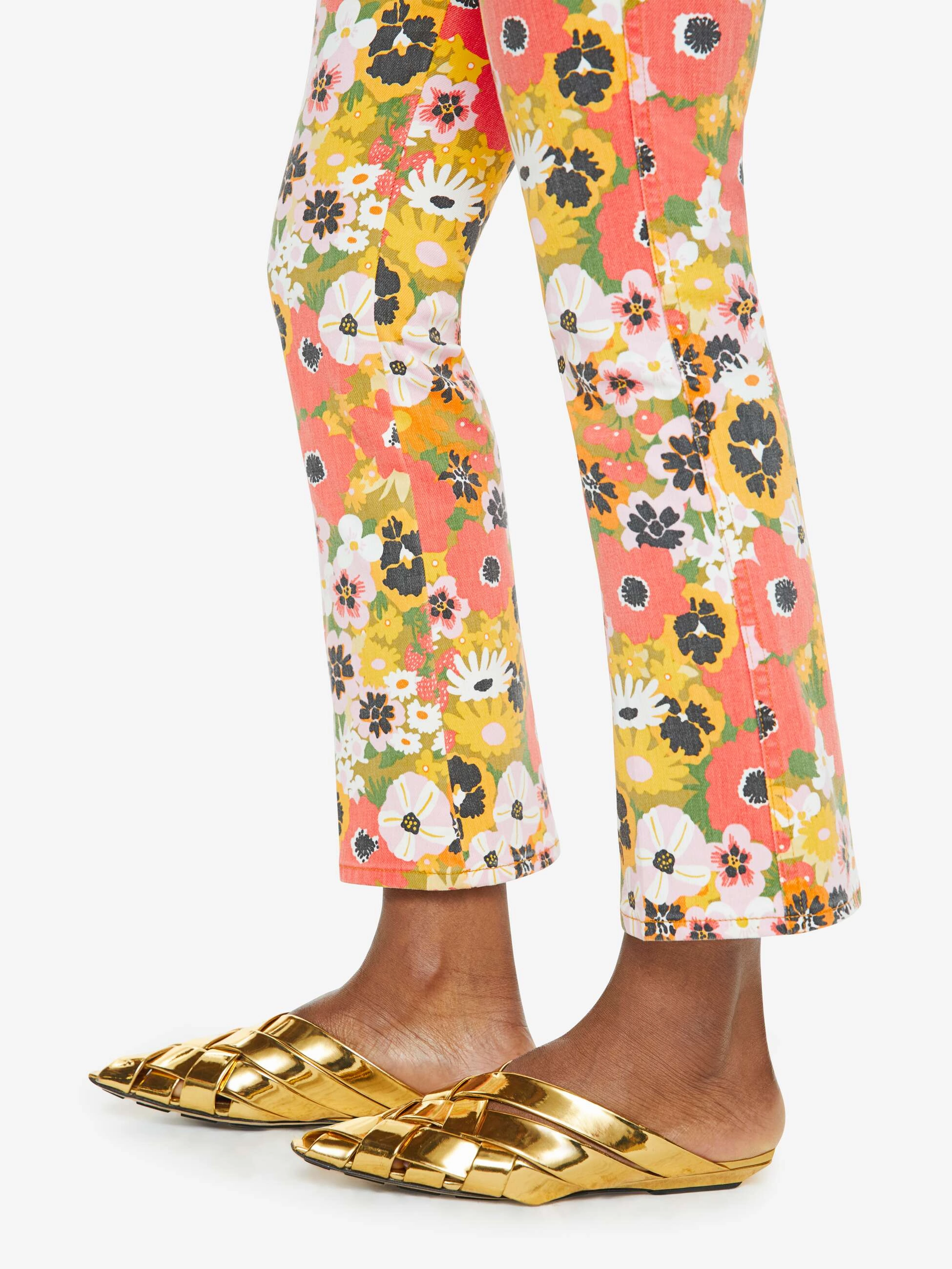 The Mid Rise Smokin' Double Flood in Flowers Al Fresco Curved Seam Construction All Around