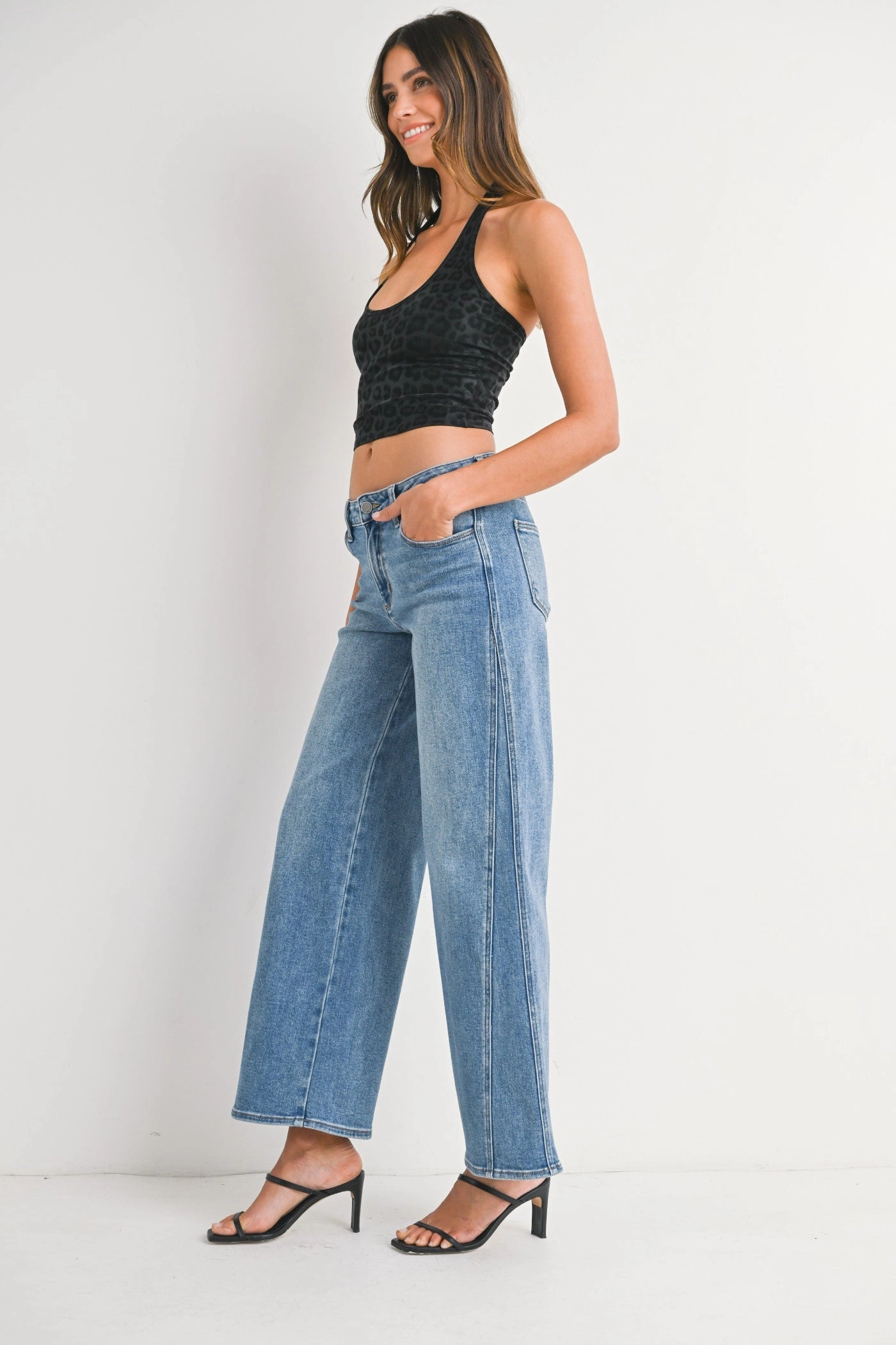 ELENA WIDE LEG JEANS Fashion Essential Cool Classic