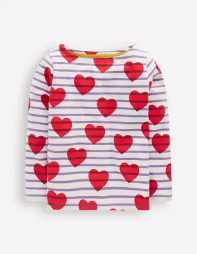 Ella Breton-Stripe Hearts Minimal Look