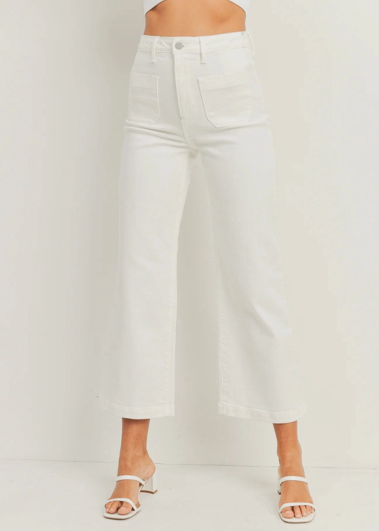 EMMY SAILOR POCKET WIDE-LEG JEANS Non Restrictive Thigh Lockstitch Construction