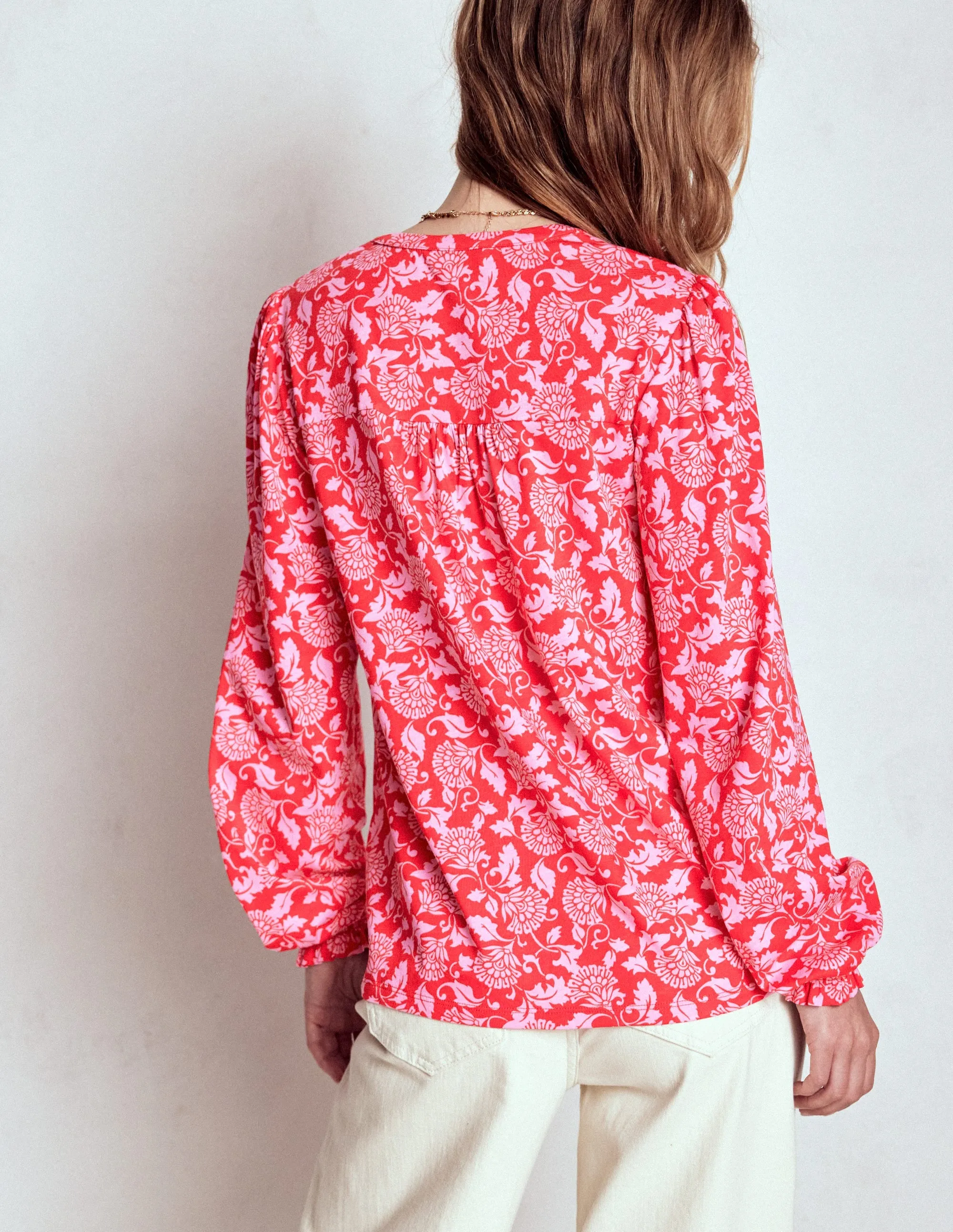 NonPill Surface Treatment Elsa Smocked Yoke Jersey Shirt-Poppy Red, Ornate Vine