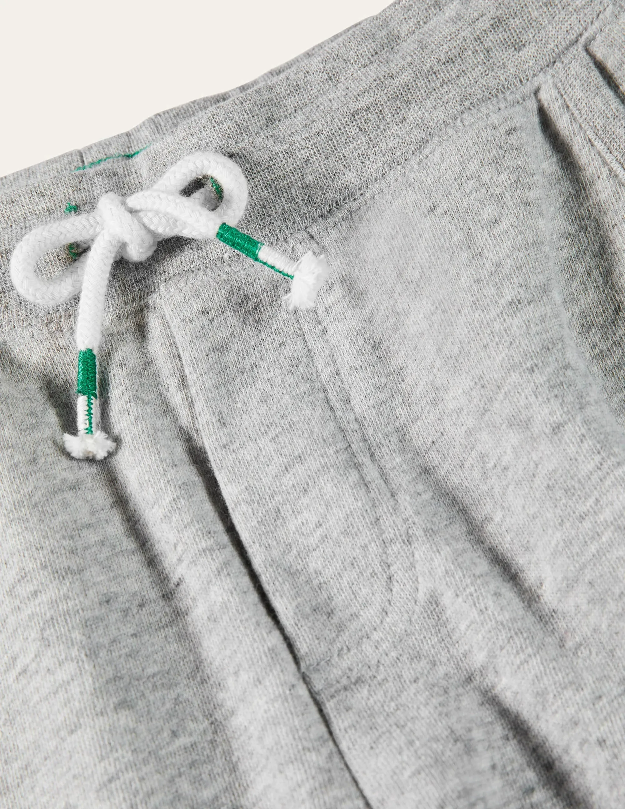 Essential Sweatshorts-Grey Marl Retroreflective Accents Seamless Edge Design