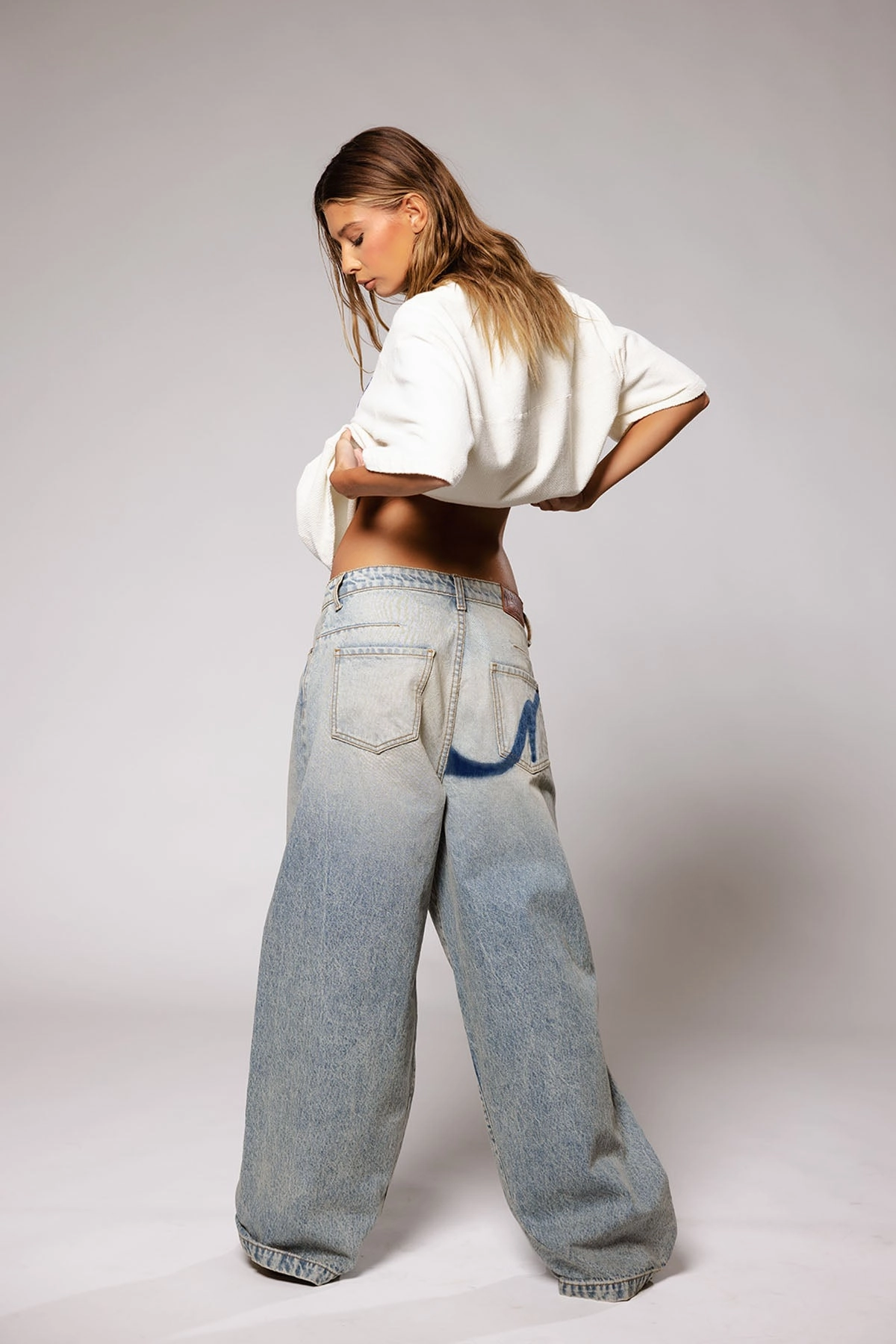 Empire Jean / Mist TaperedLeg