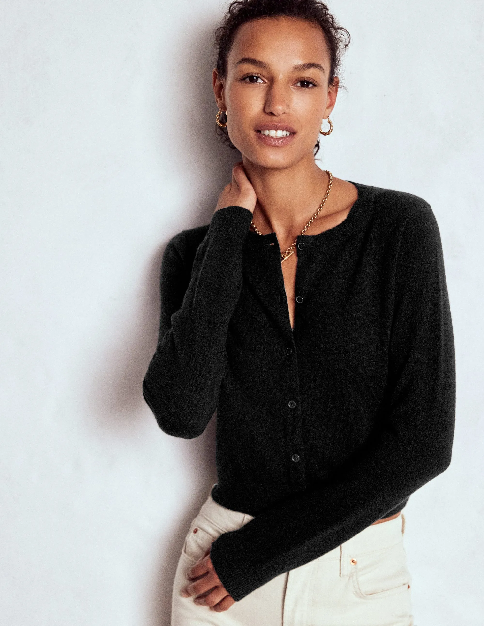 Eva Cashmere Cropped Cardigan-Black Ribbed Hem Detail