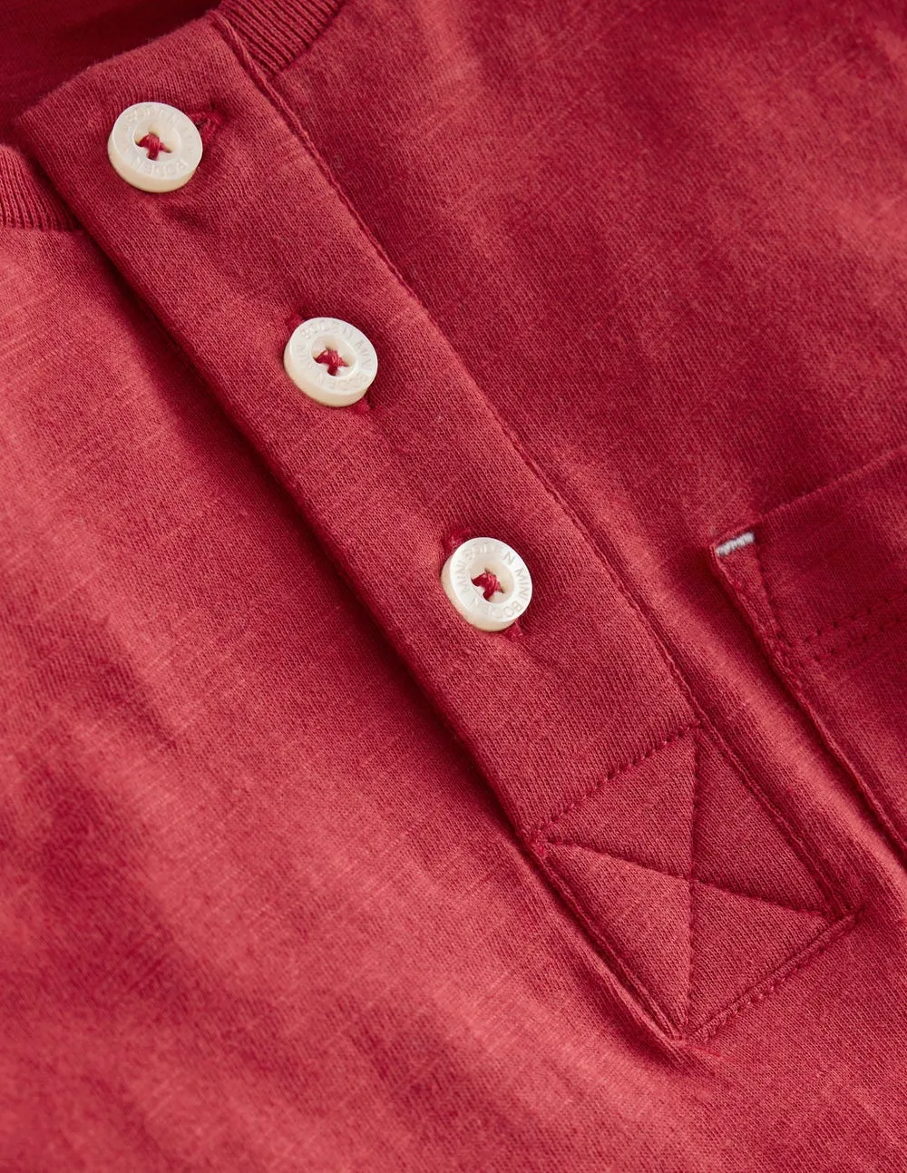 Breathable Tank WrinkleResistantWeave Everyday Henley T-shirt-Pomegranate red