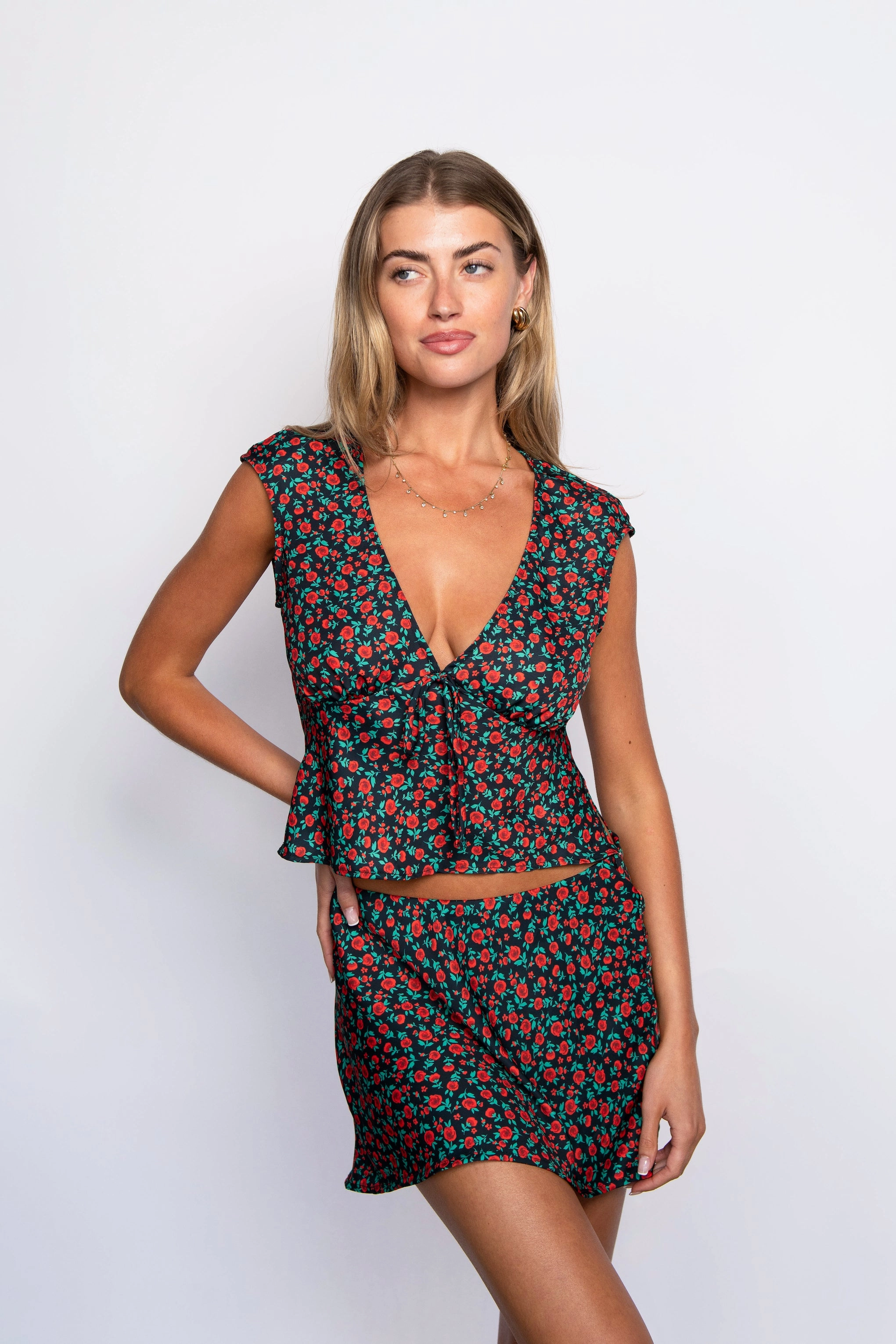 Everyday Mini Skirt Satin - Geneva Versatile Outfit Cool Tone