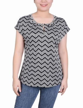 Extended Sleeve Top With Grommets AntiPilling Finish EasyCare Fabric