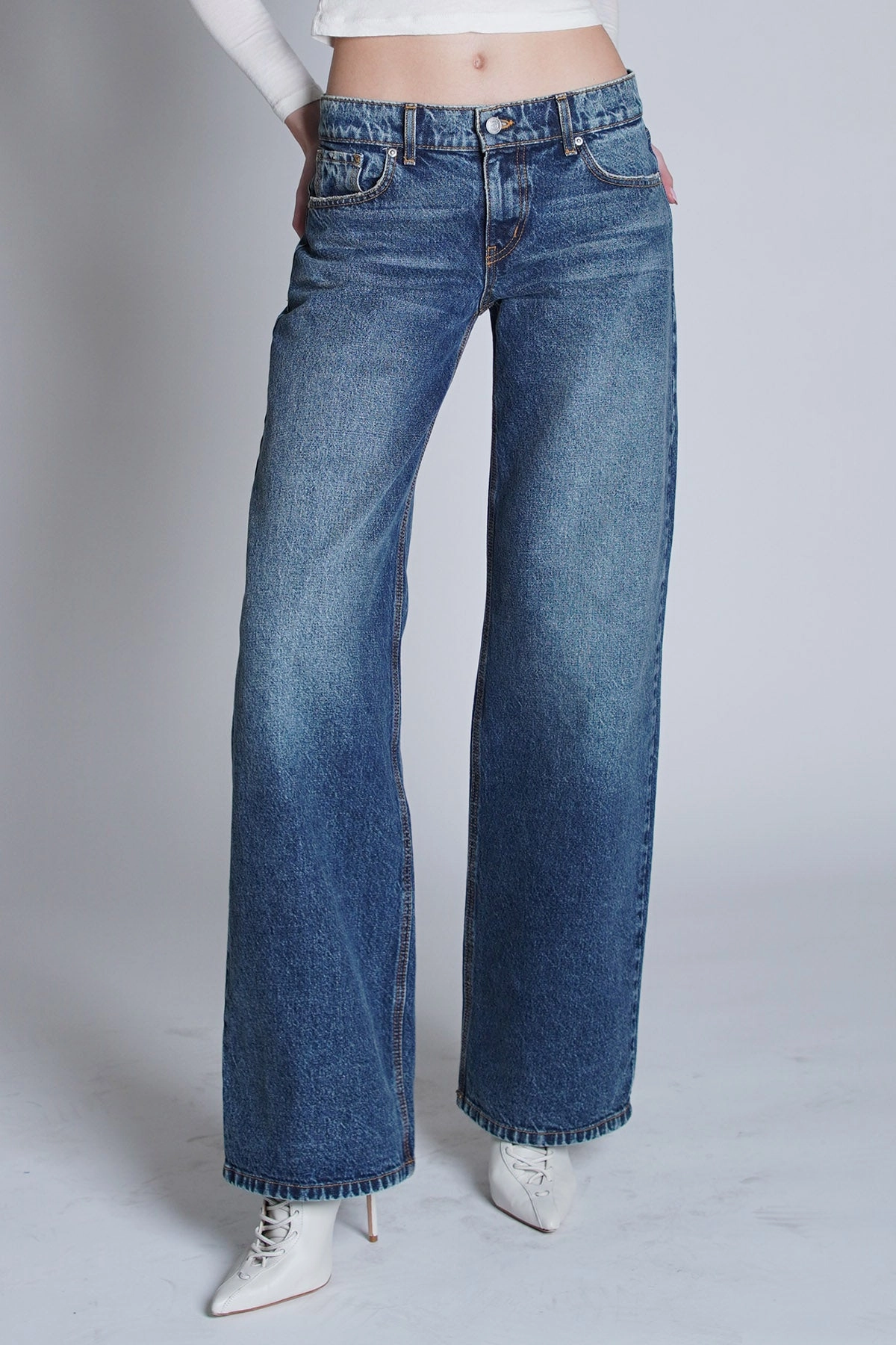 TLC / Venice Slip Resistant