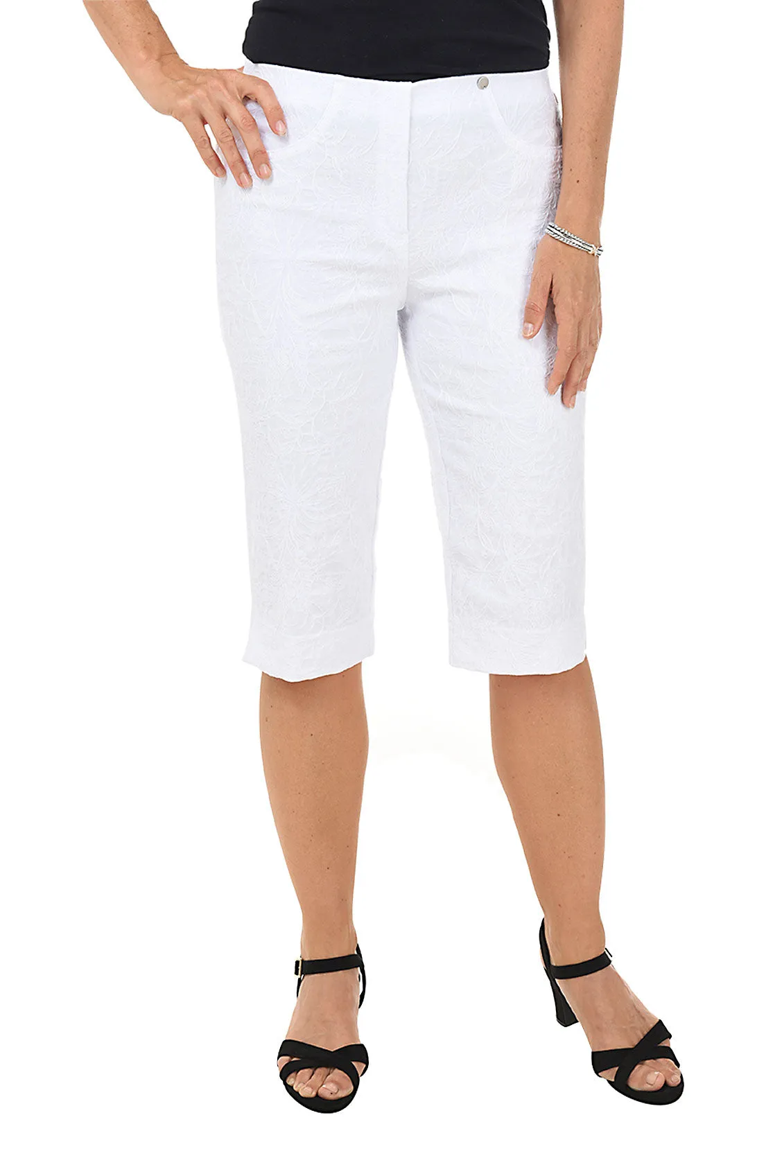 Floral Jacquard Pull-On Bermuda Short barbecue outfit