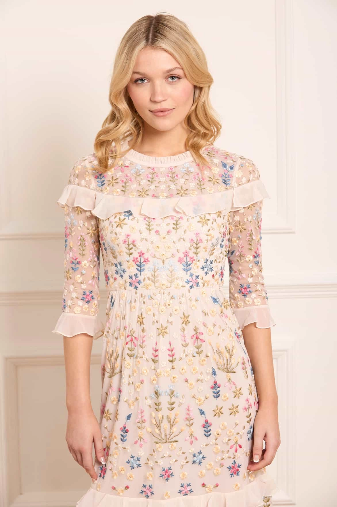 Flowerbed Embroidery Ankle Gown Lounge Texture