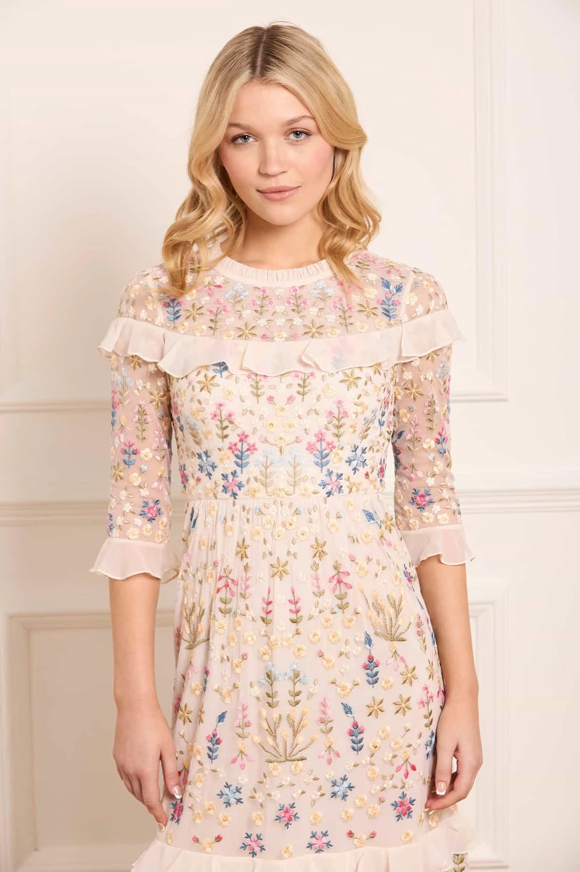 Subtle Lines Stretchable Flowerbed Embroidery Ankle Gown