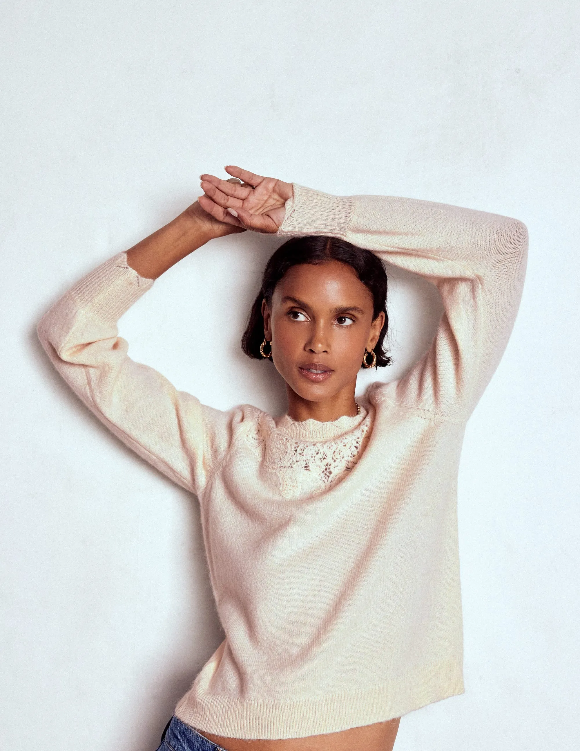 Outdoor Ready Cold Daywear Fluffy Embroidered Jumper-Rope