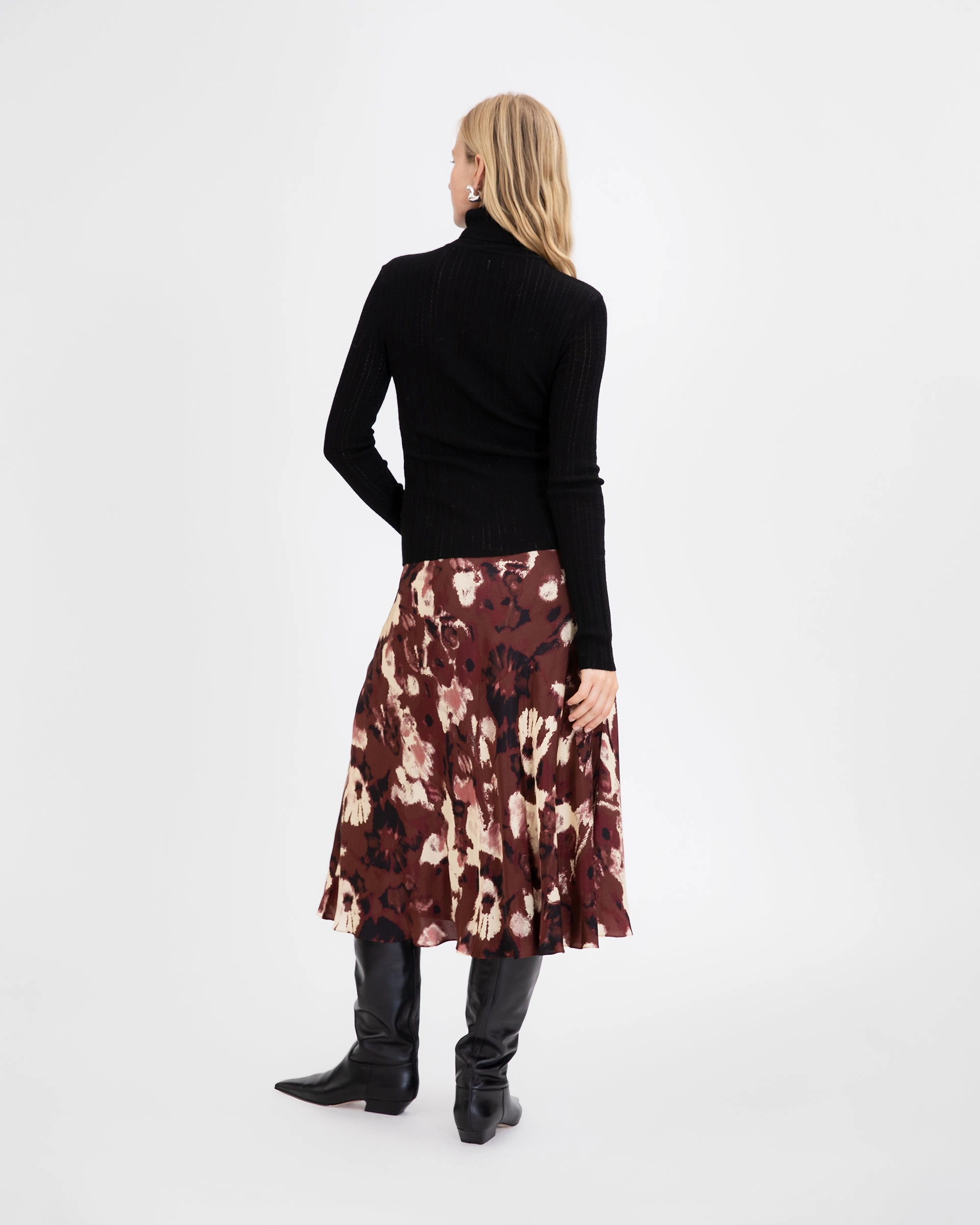 Fashionable Design Neutral Shade Beth Skirt
