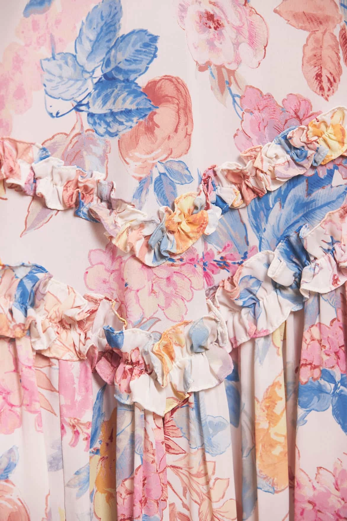 Mariannes Floral Satin V-Neck Ballerina Dress Sleek Vibe