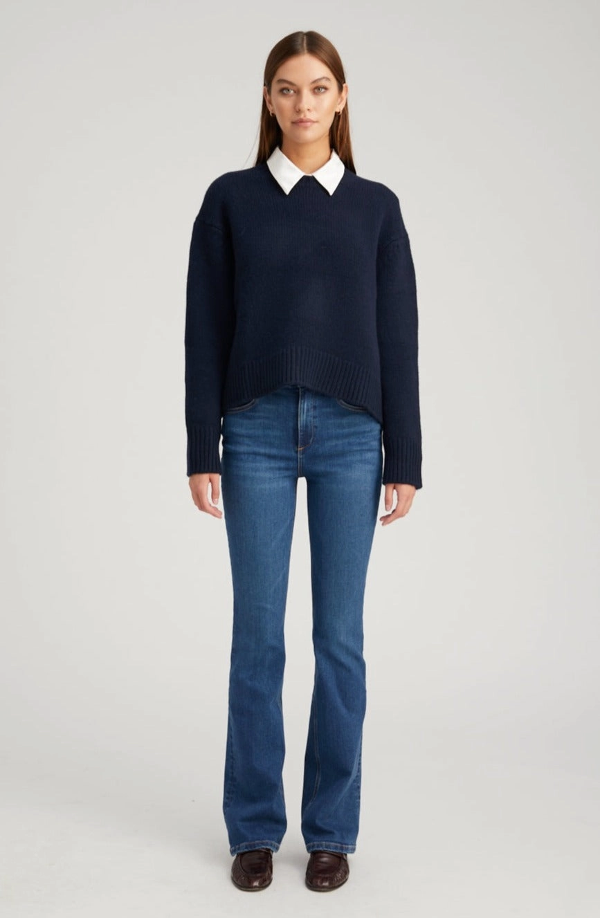 HighNeckline Stretch Fit Top Gabrielle Micro Flare Denim