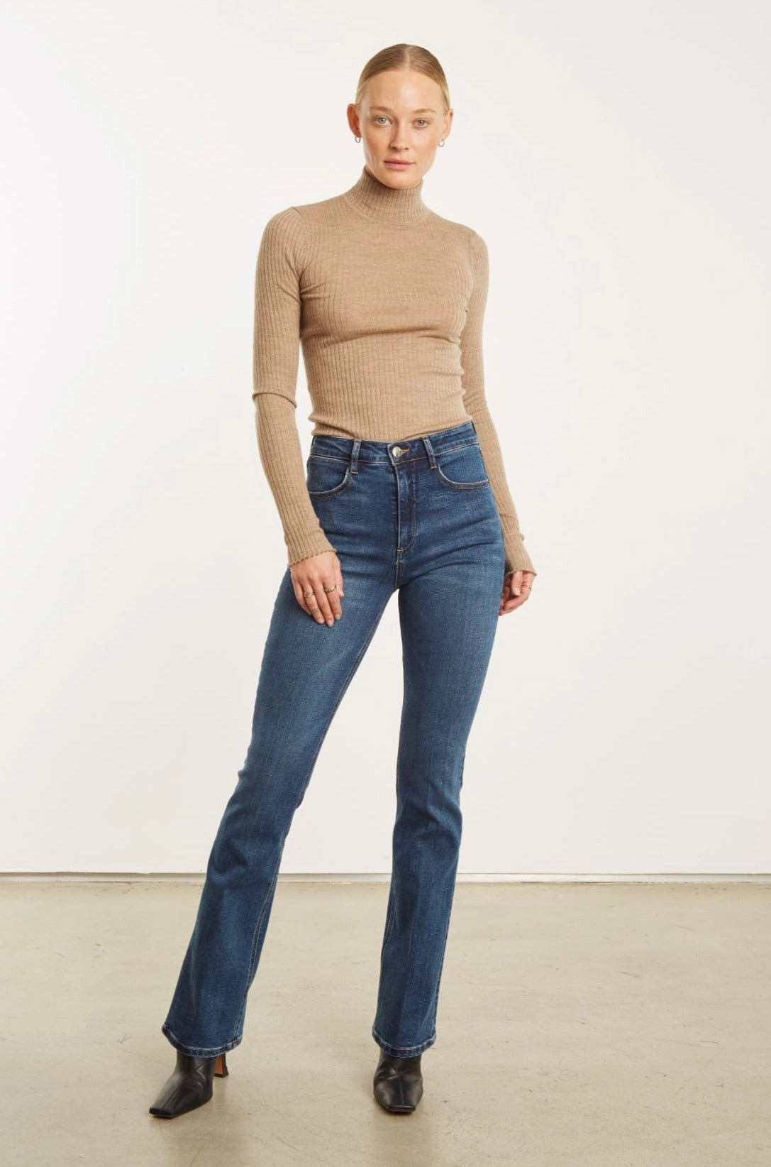 Oversized Silhouette Gabrielle Micro Flare Denim
