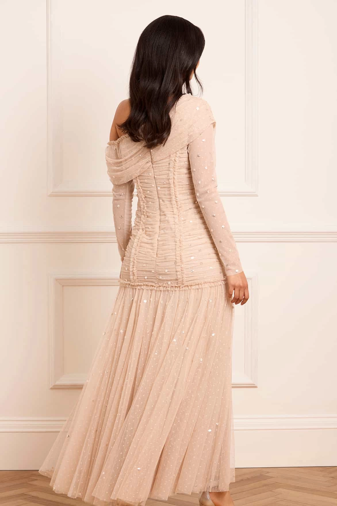 Silky texture Gigi Dot One-Shoulder Rouched Gown