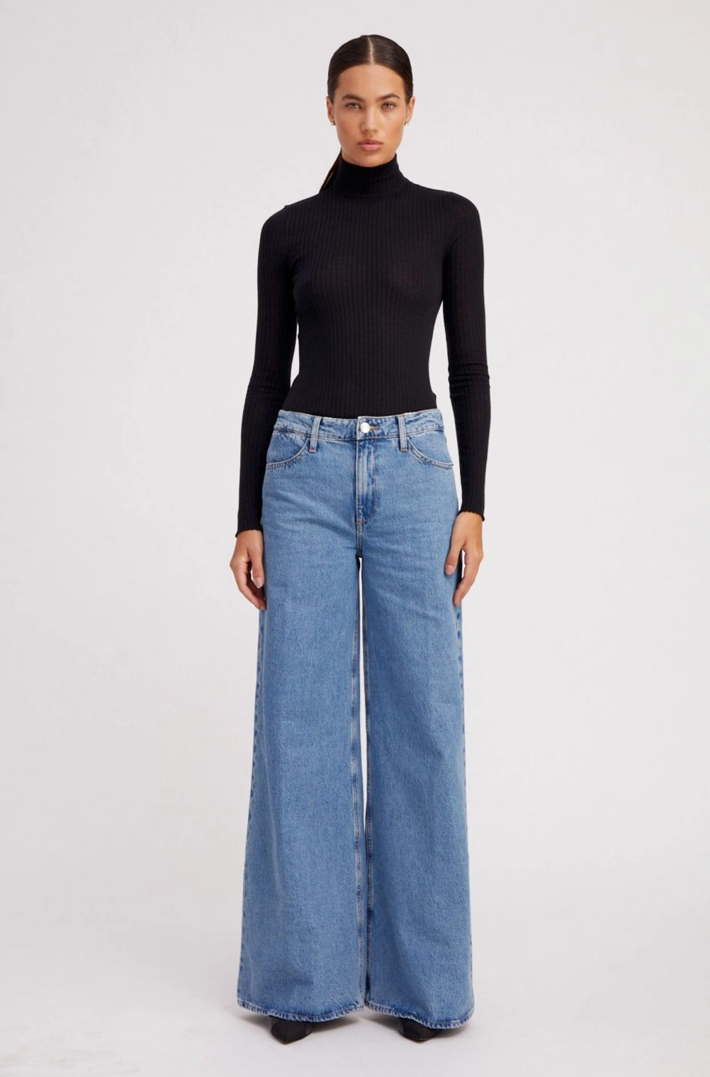 UVProtectiveLayer Loose Fit Grace Wide Leg Denim