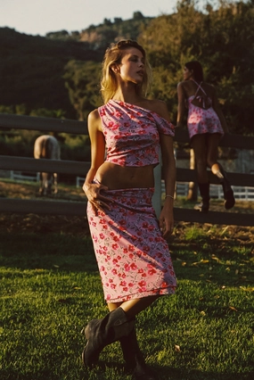 Street Vibe Invisible Seams Greta Skirt Mesh - Paris