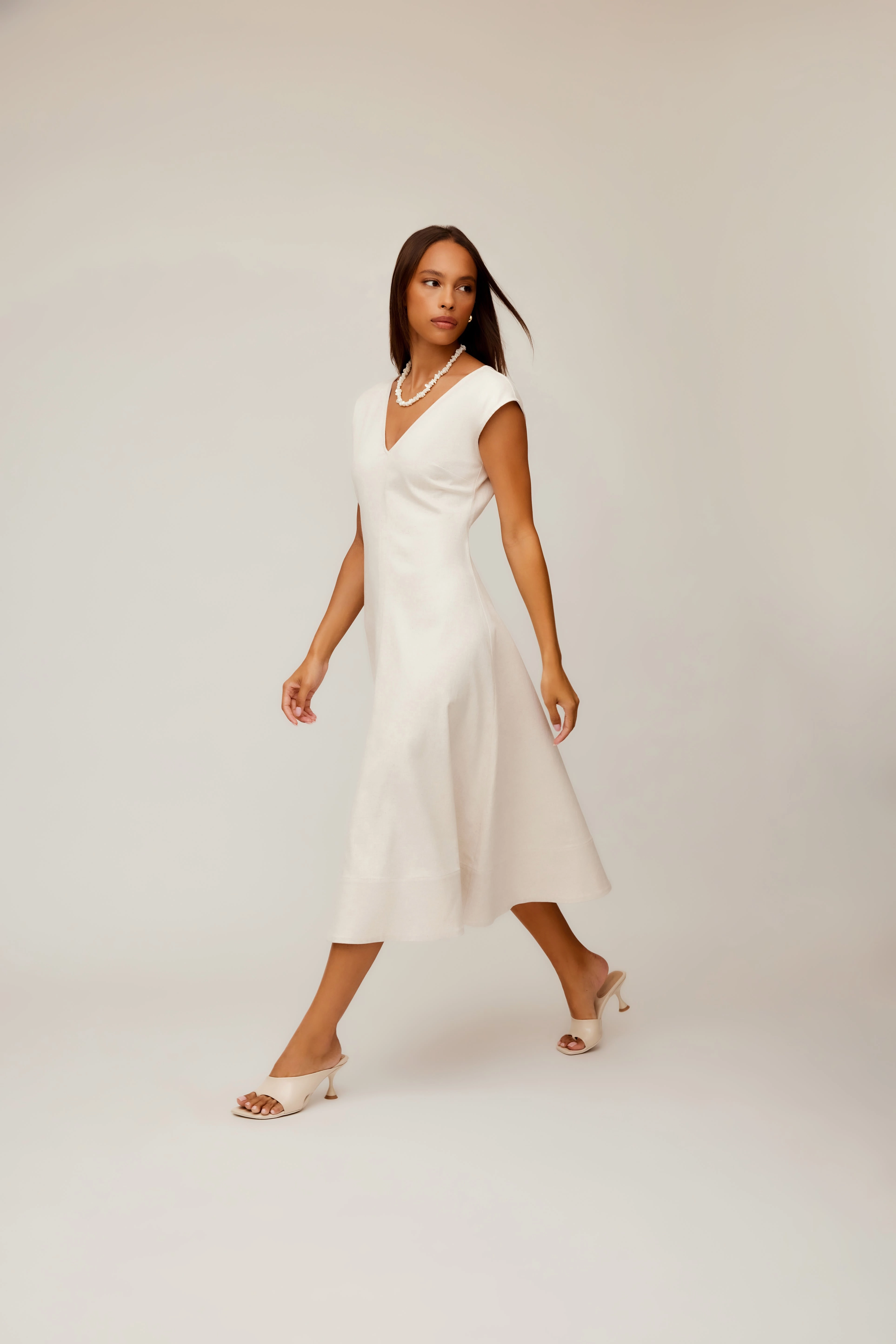 Relaxed-fit Lilia A Line Midi Natural