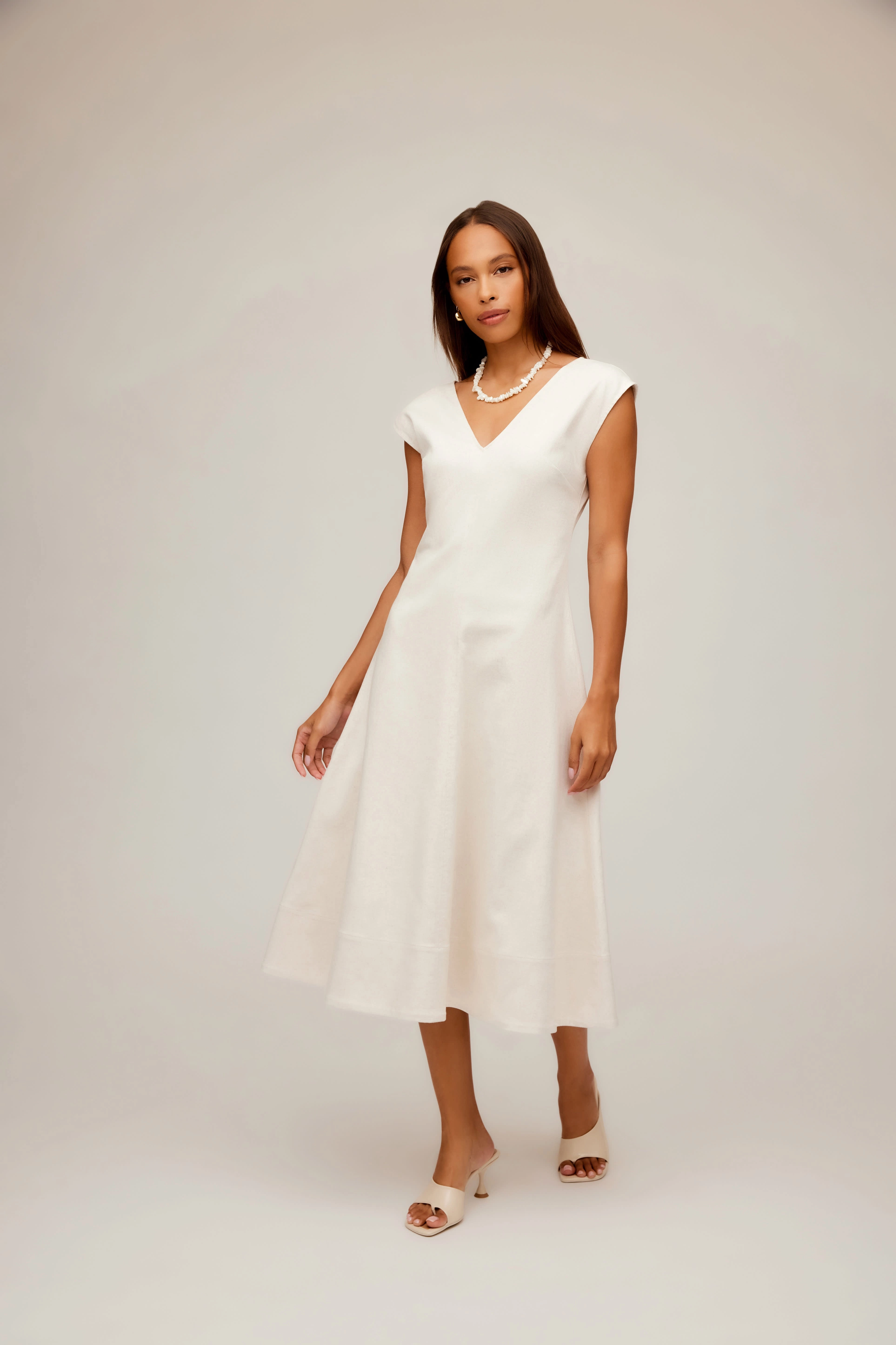 Lilia A Line Midi Natural Clean Flow Delicate Edge