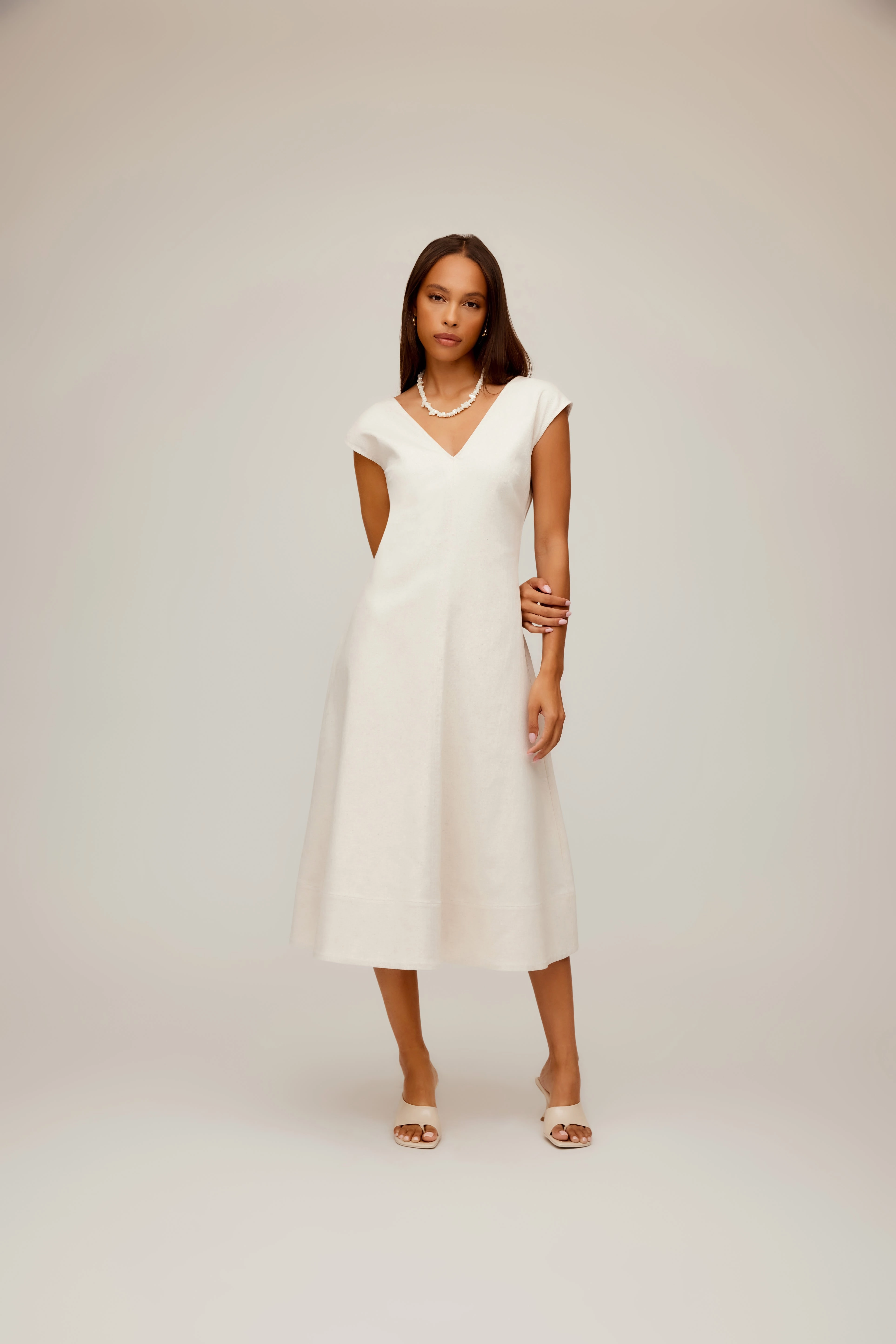 Lilia A Line Midi Natural Soft Contour