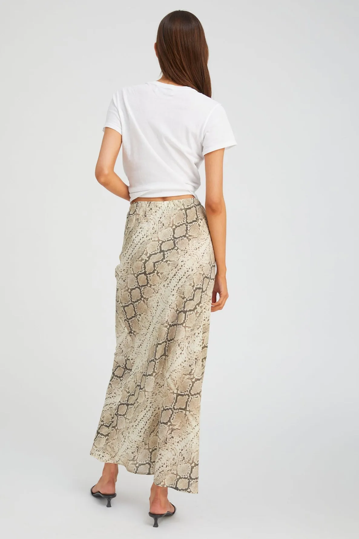 Outfit Ideas Laidback Style Beige Snakeskin Silk Bias Maxi Skirt