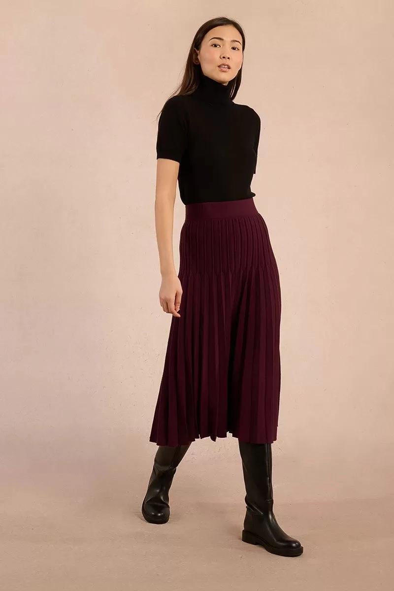 High Waisted Pleated Midi Skirt in Dark Red Soft Combo