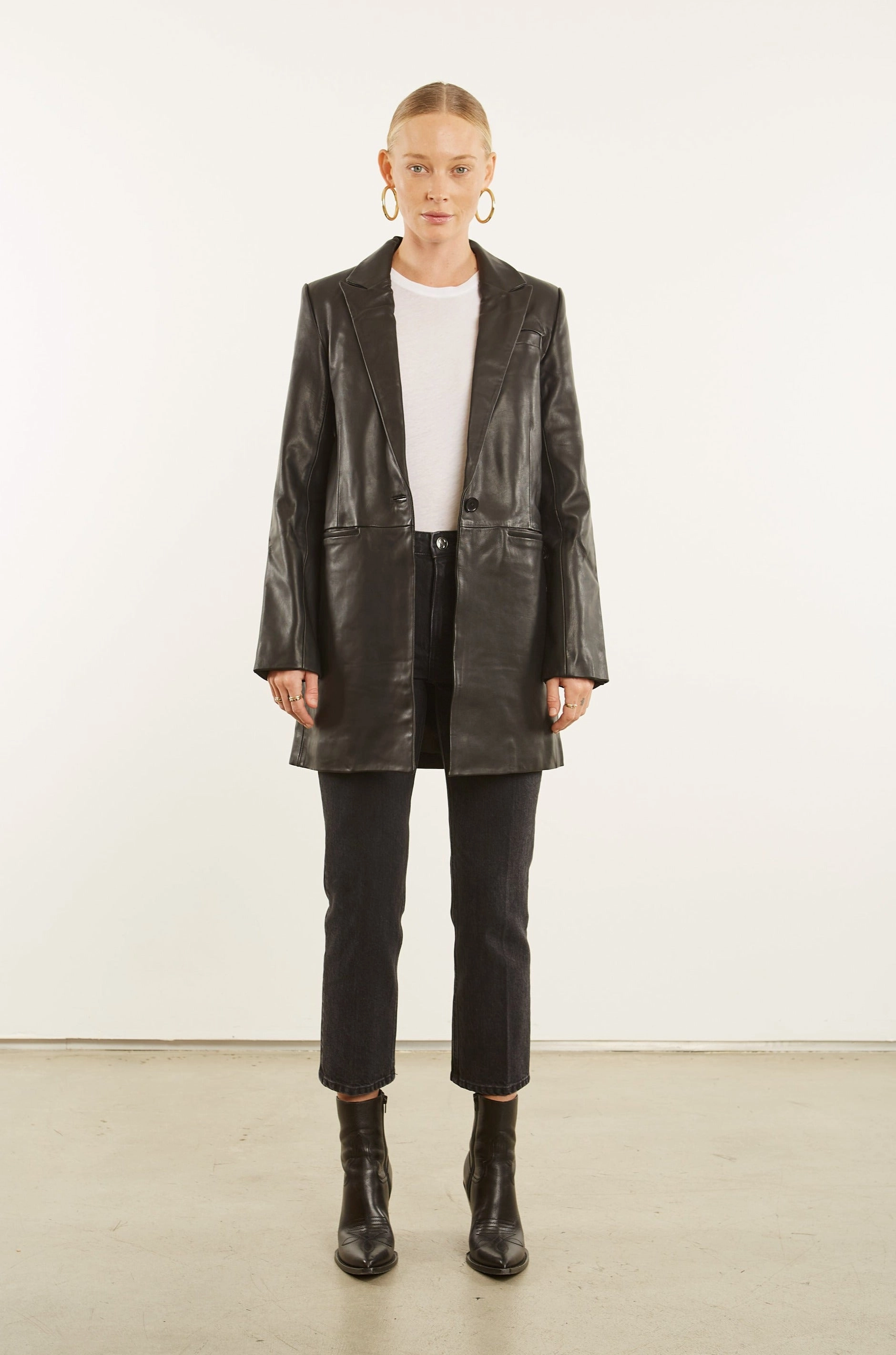 Jones Crop Straight Leg Denim BuiltInLayer