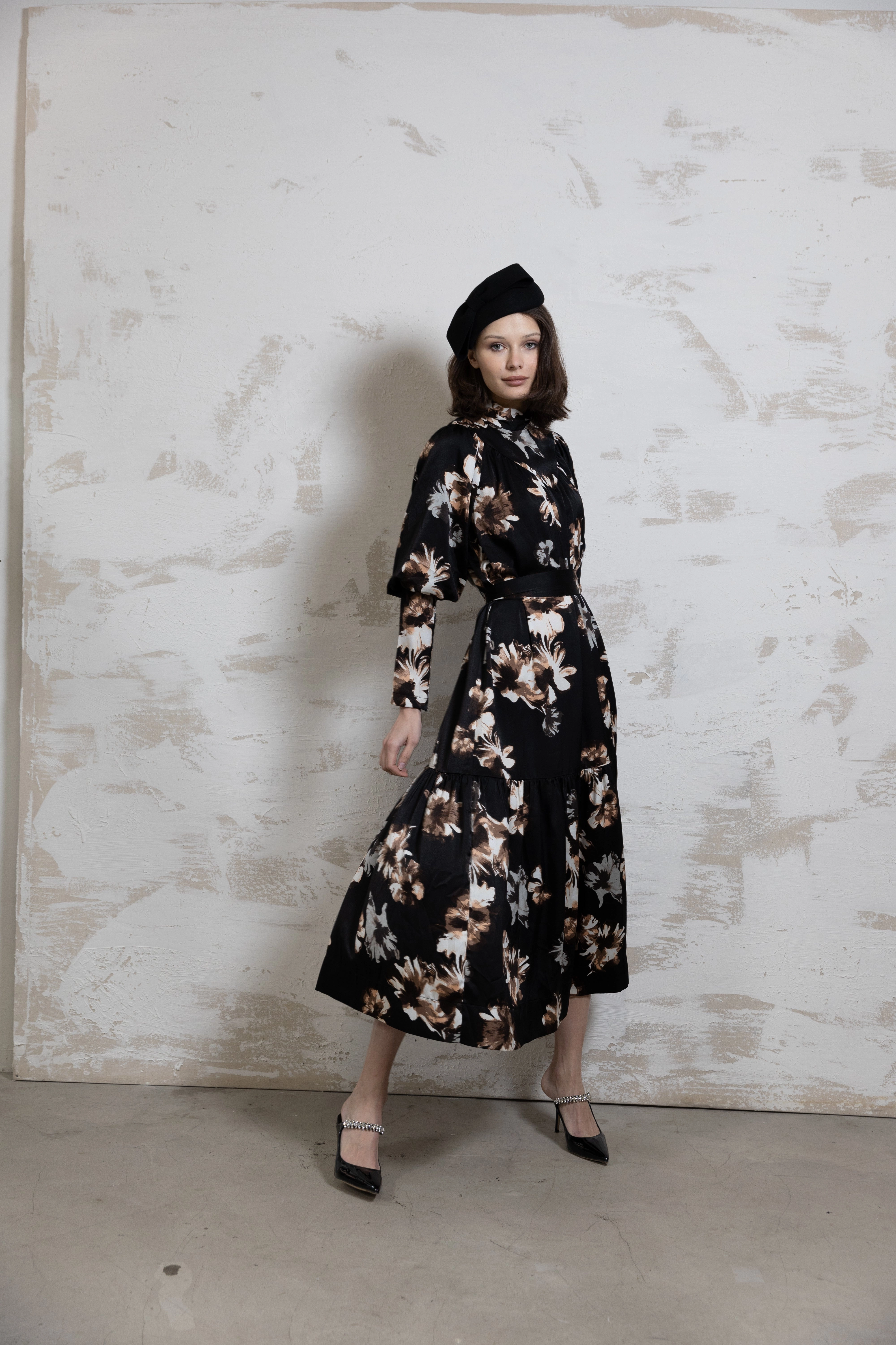 Slender Look Holly Floral Dress