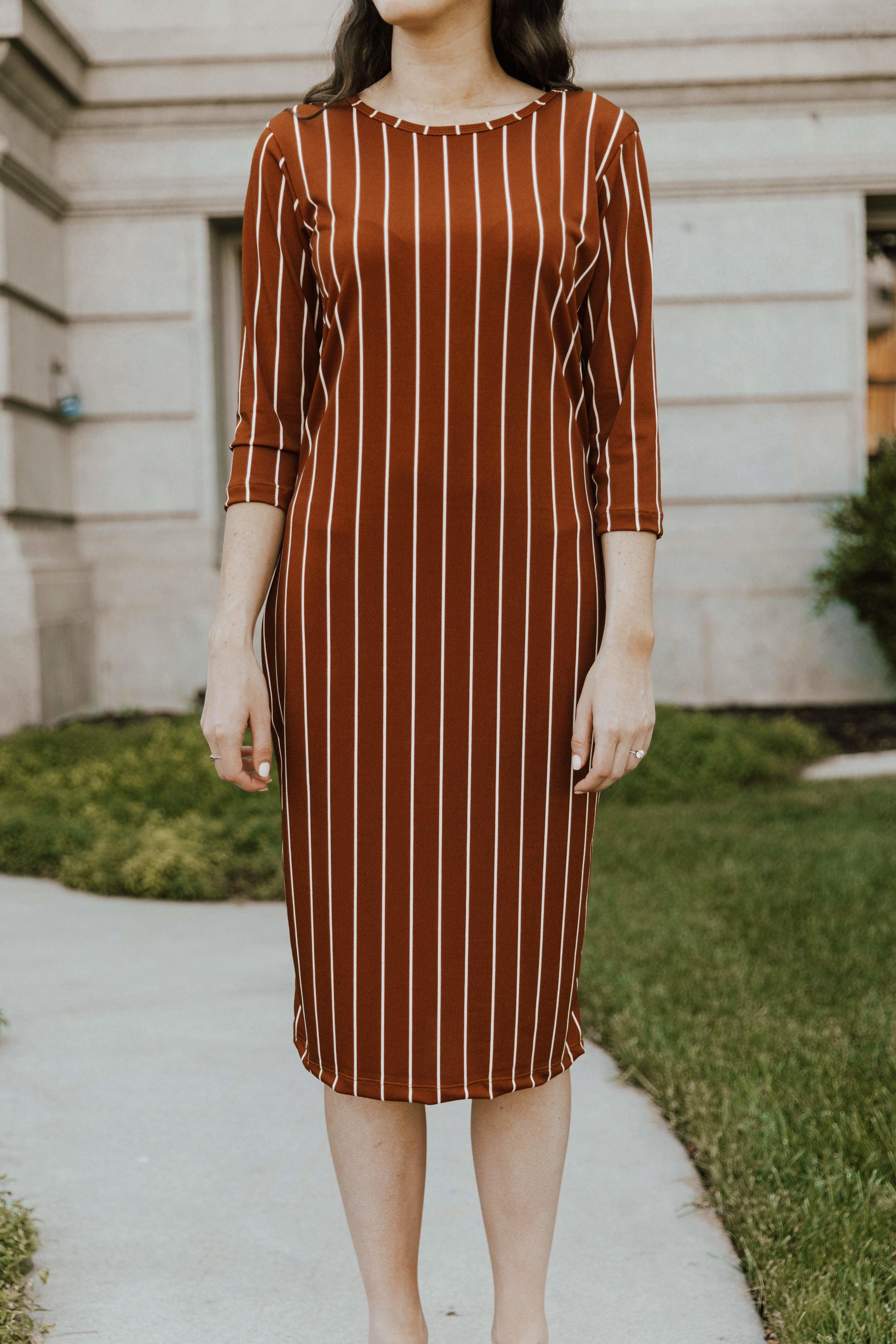 Texture Style Cozy Fit Jadyn Dress Gold Stripe