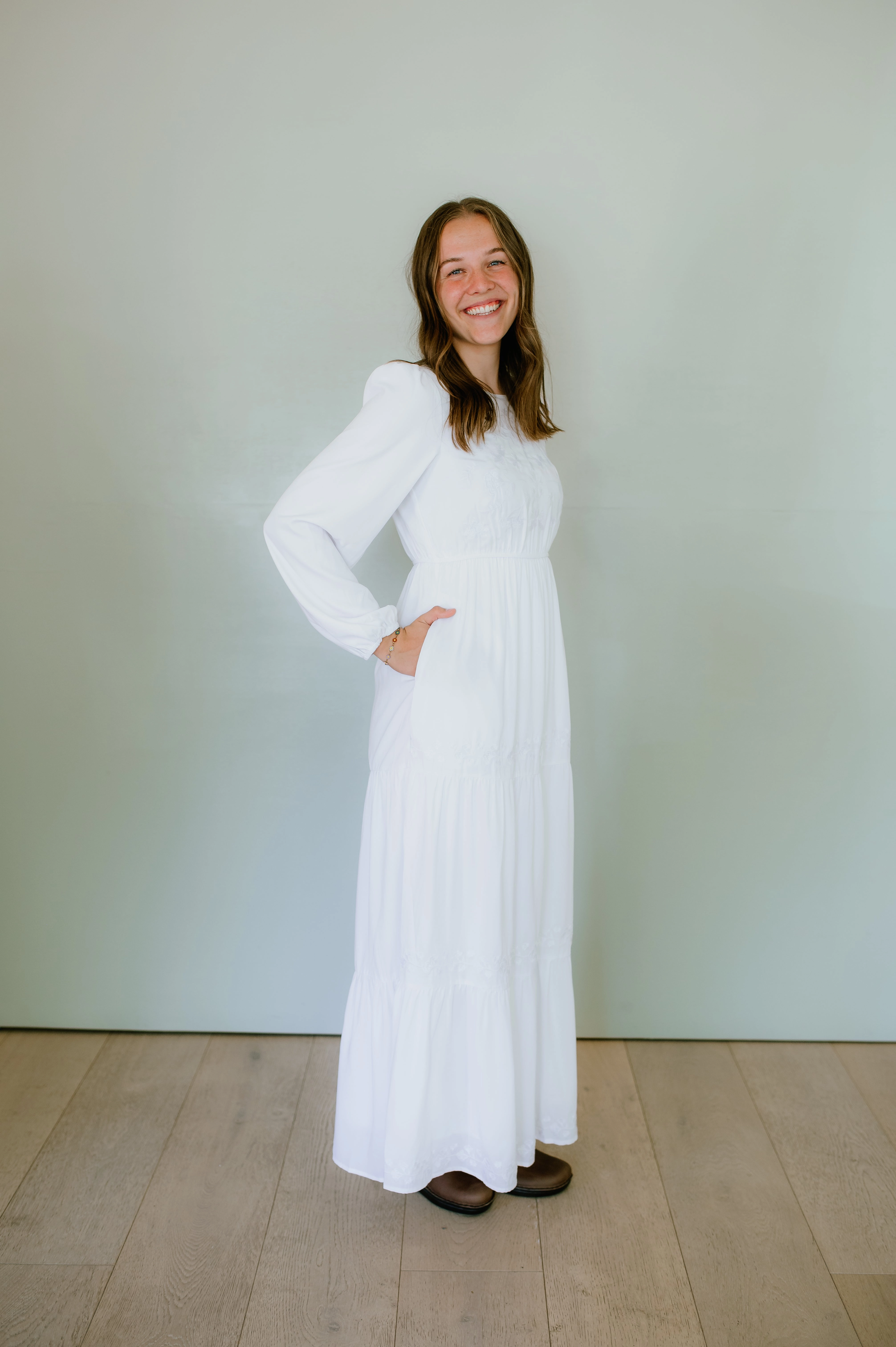 Visual Balance Simple Style Jaycie Temple Dress