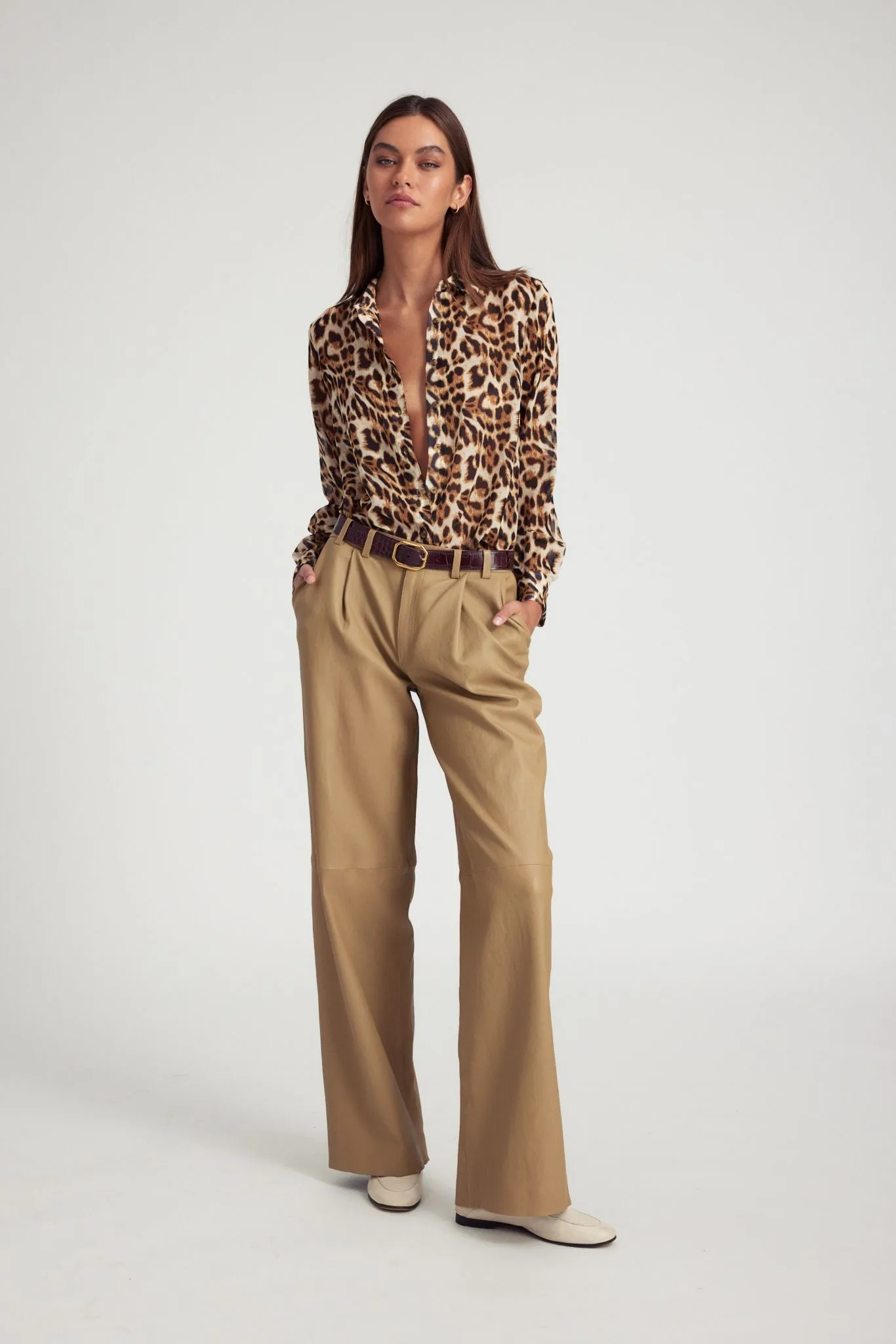 Khaki Leather Pleated Trousers TouchscreenCompatiblePockets