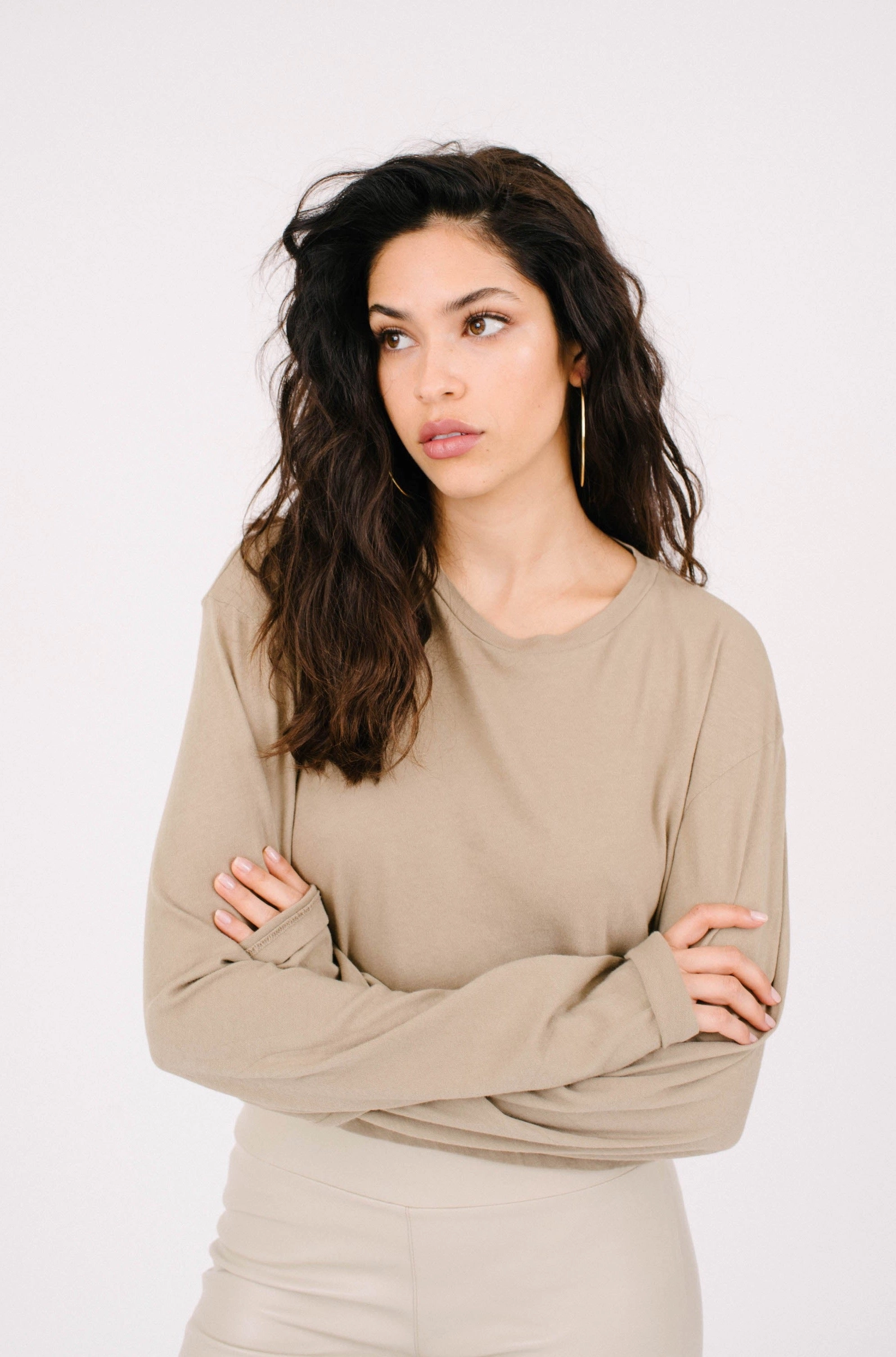 Retro design Khaki Cotton Cropped Long Sleeve Tee
