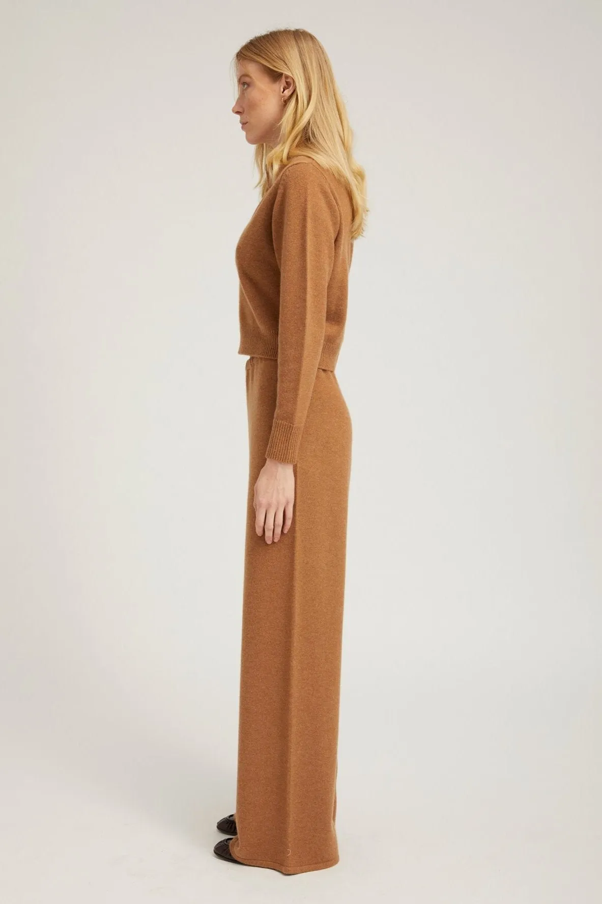 Reversible Layering Tech AirflowVents Tan Cashmere Easy Pants