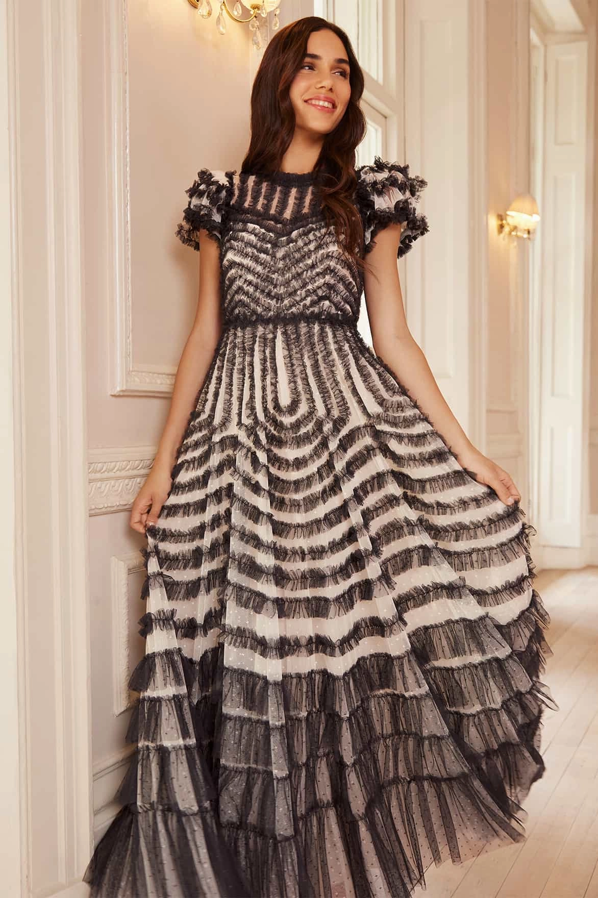 La Vie En Rose Round Neck Short Sleeve Gown Event Glow