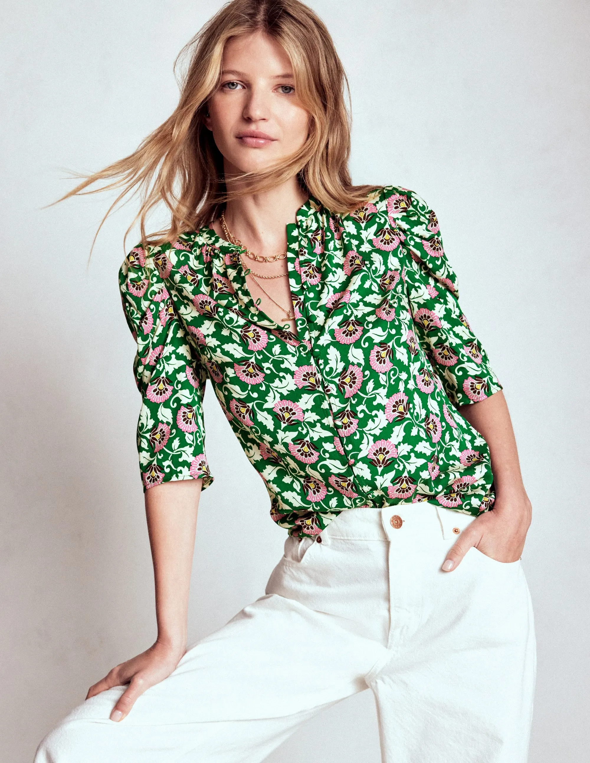 Mutton Sleeve Smart Top-Rich Emerald, Ornate Vine Multi Way Adjustable Fit Sun Protection Fabric