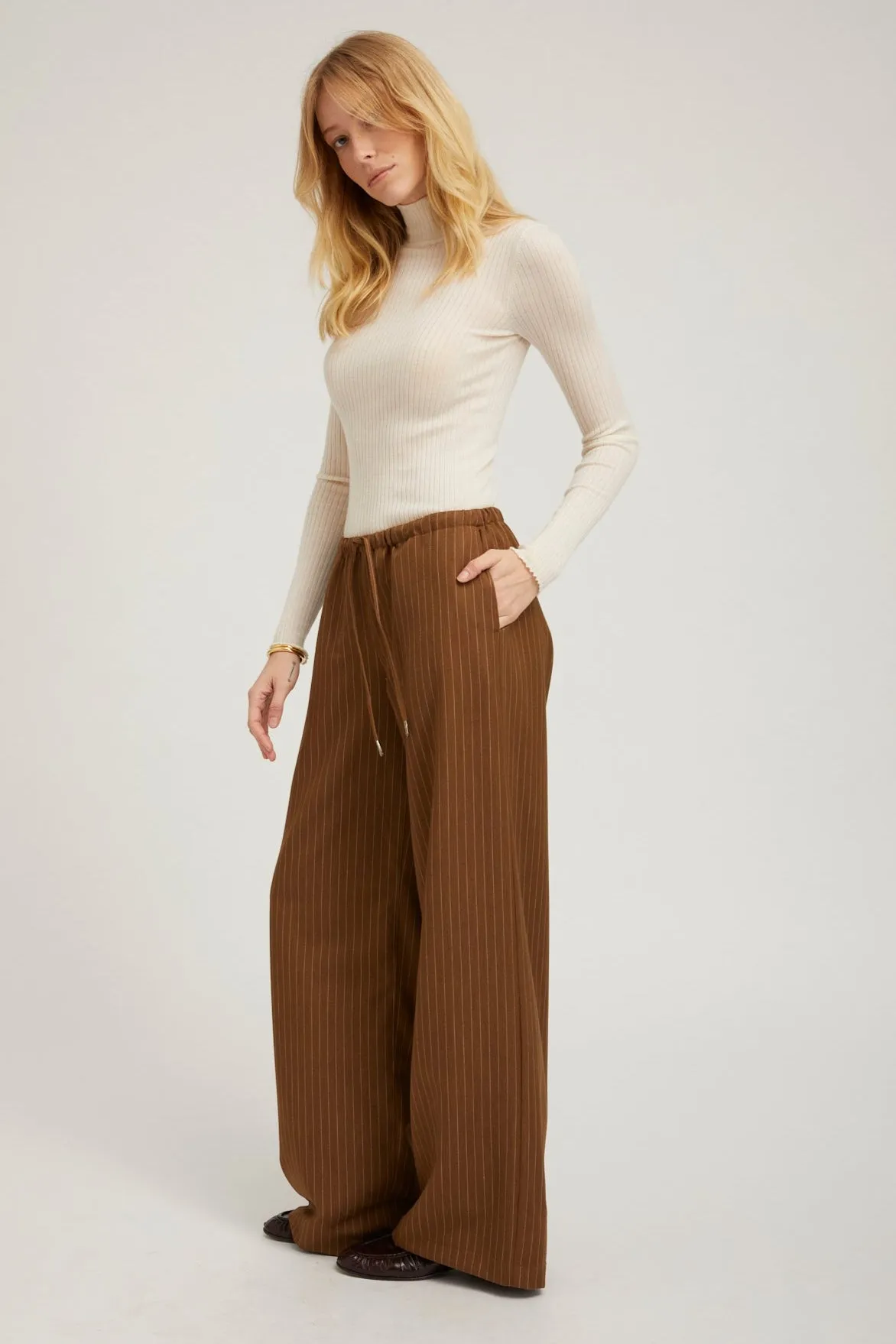 Slim Waist Camel Stripe Drawstring Pants