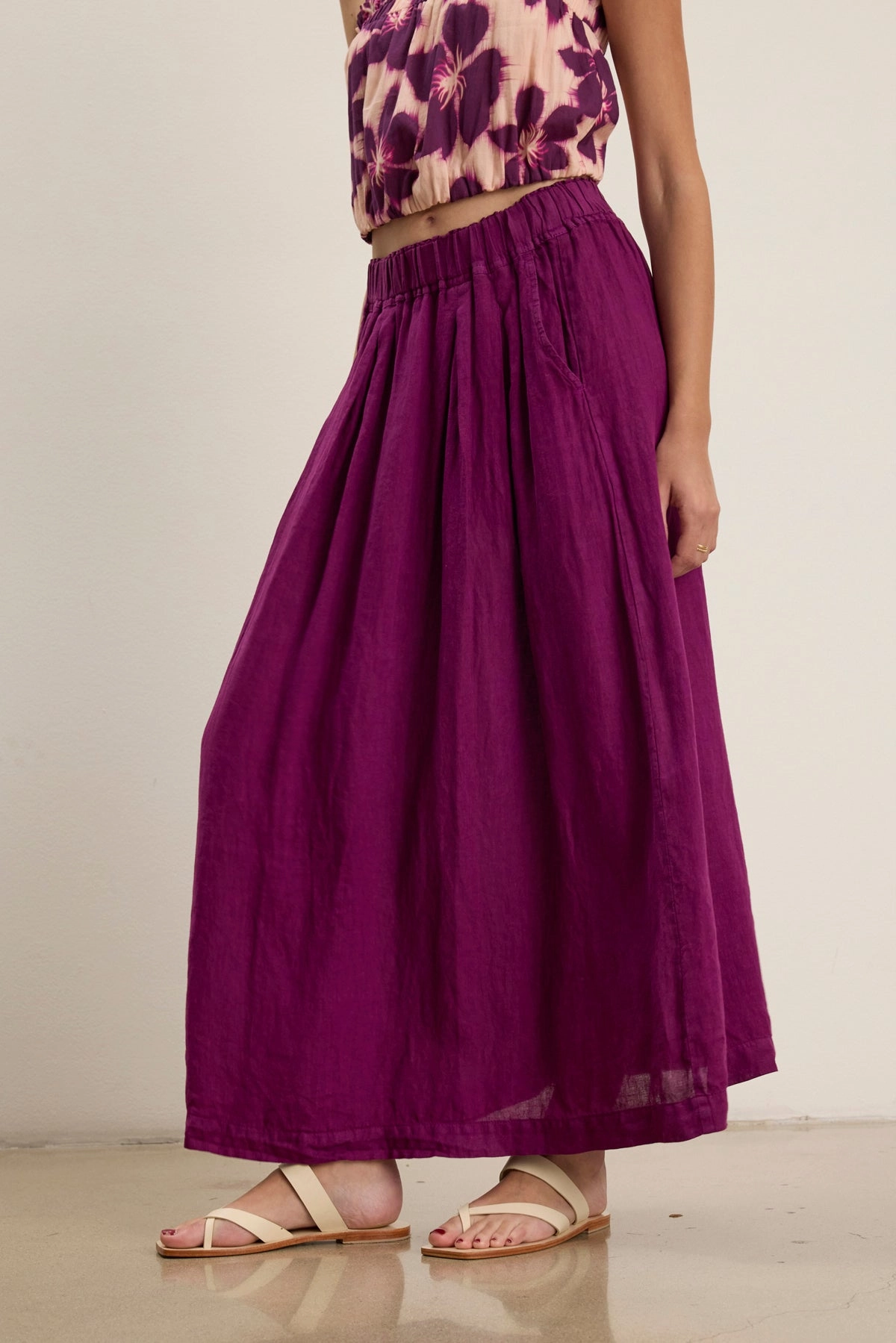 Easy Fit Water Repellent Linda Linen Maxi Skirt in Grapes