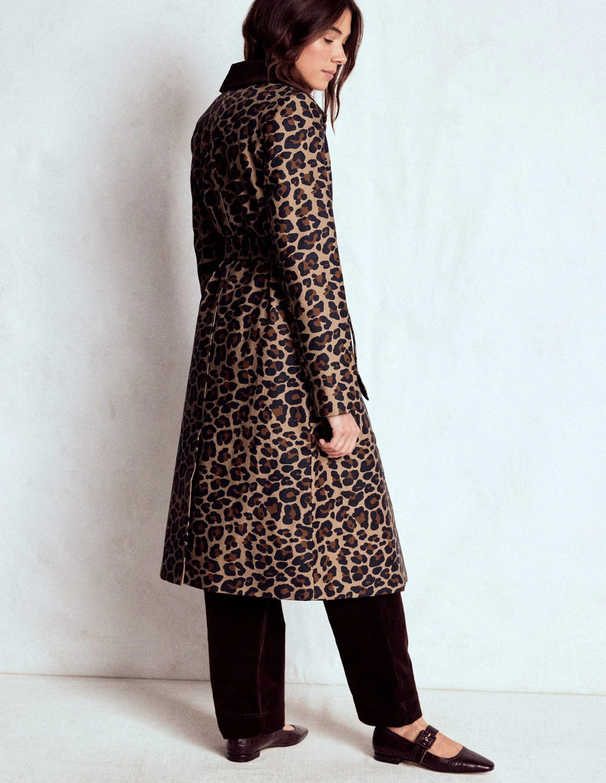 Lancaster Belted Mac-Leopard Easy Wear