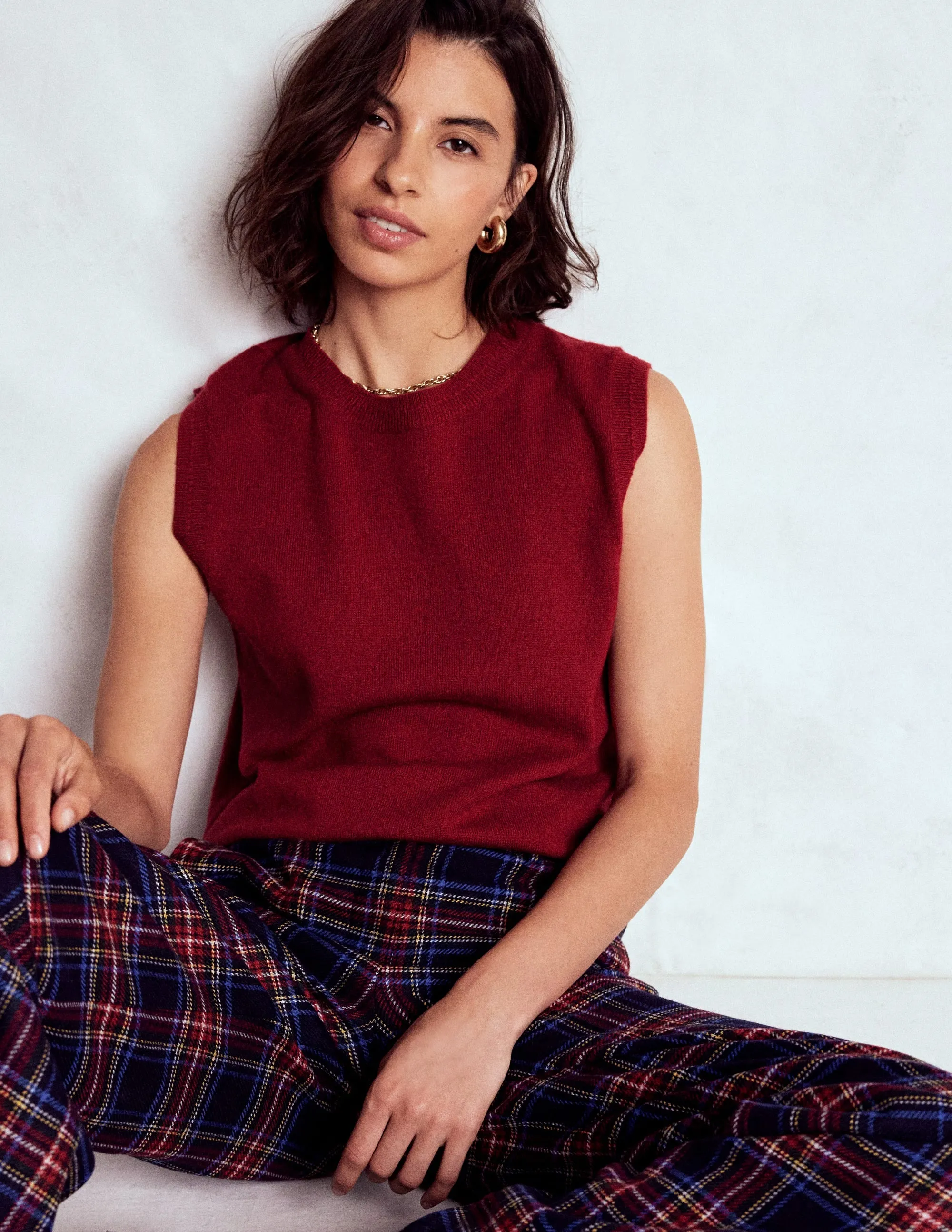 Eva Cashmere Tank-Red Liquorice Four Way Stretch