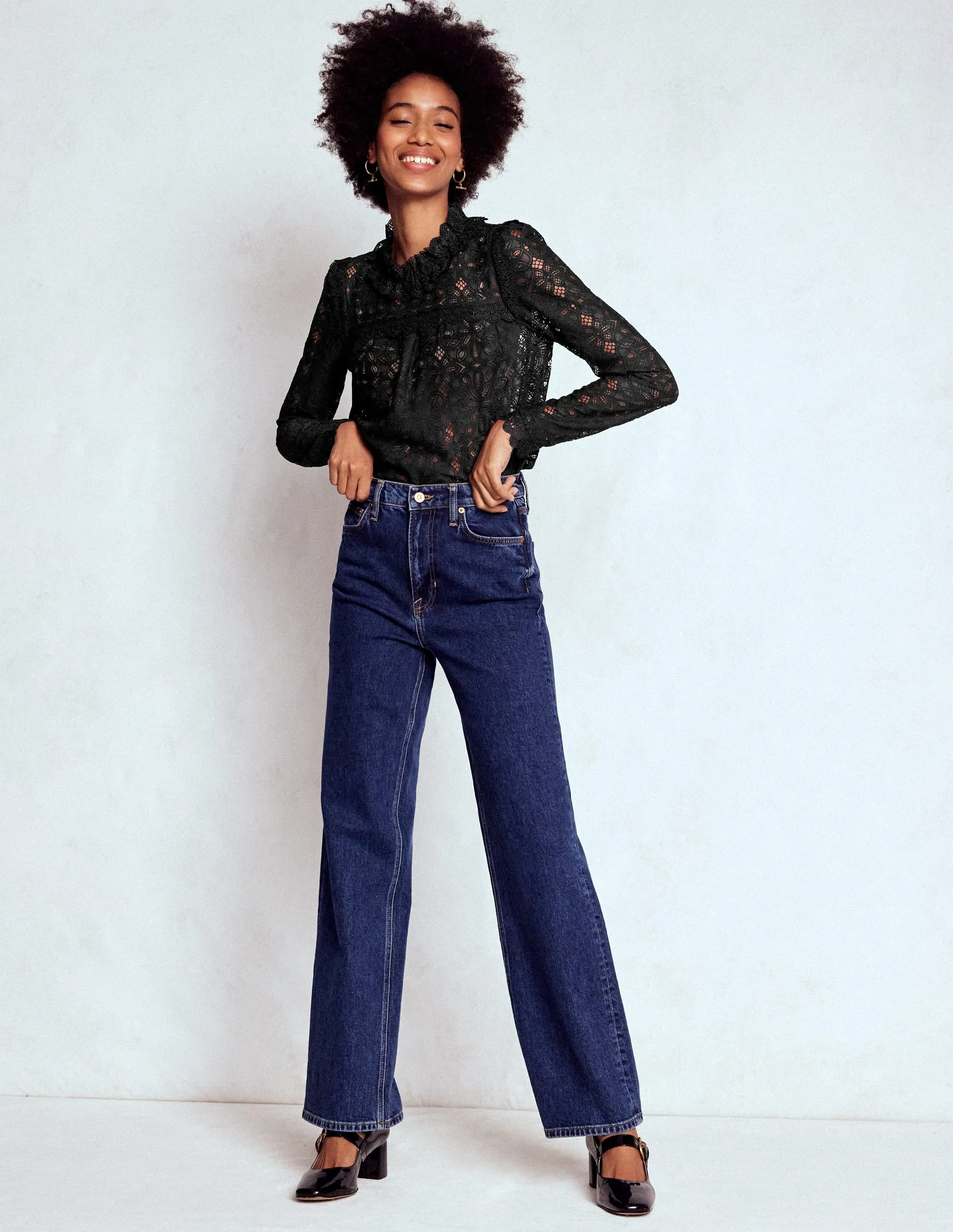 Lace Trim Detail Top-Black Versatile Design