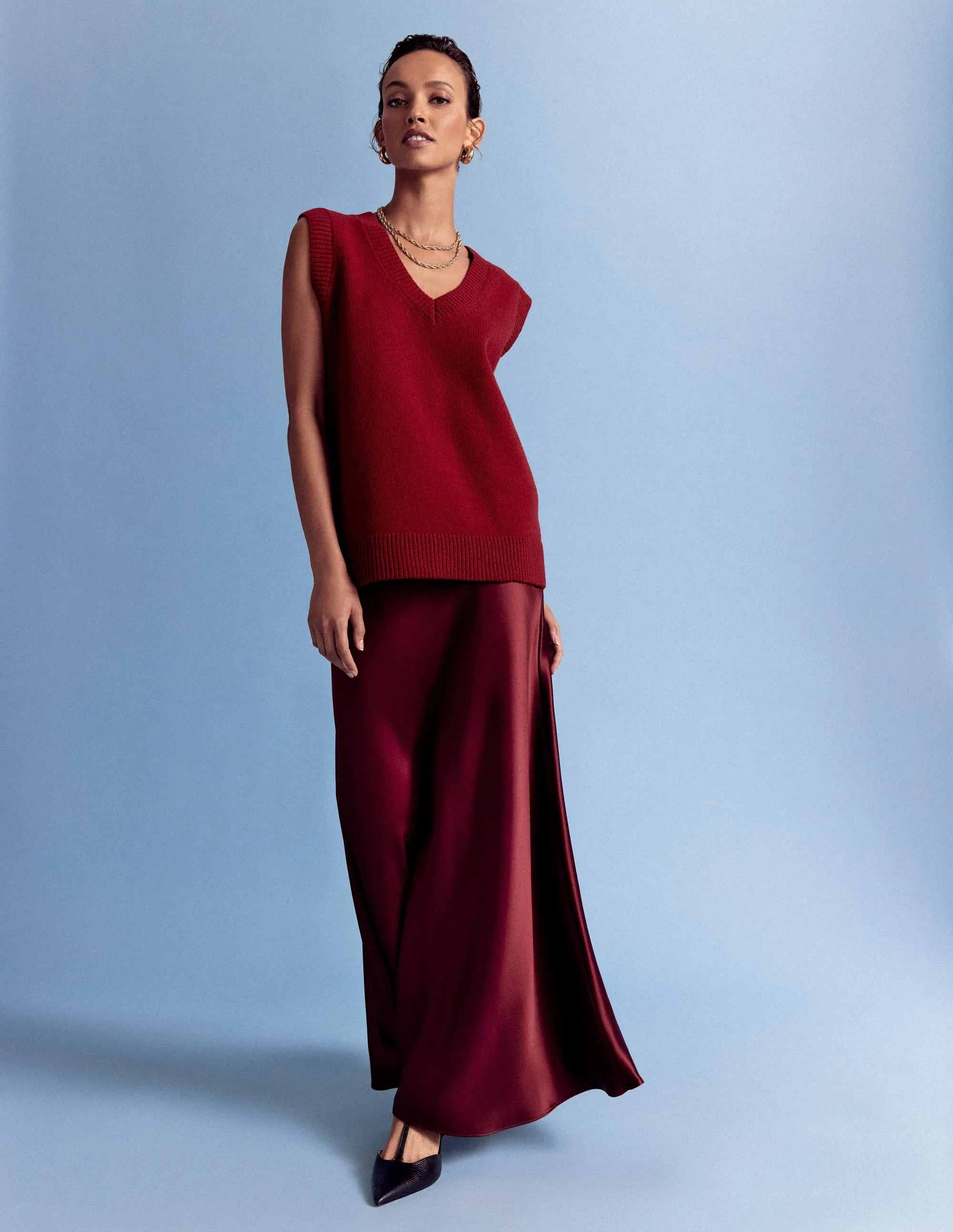 Marion Merino V-Neck Tank-Crimson Red No Effort