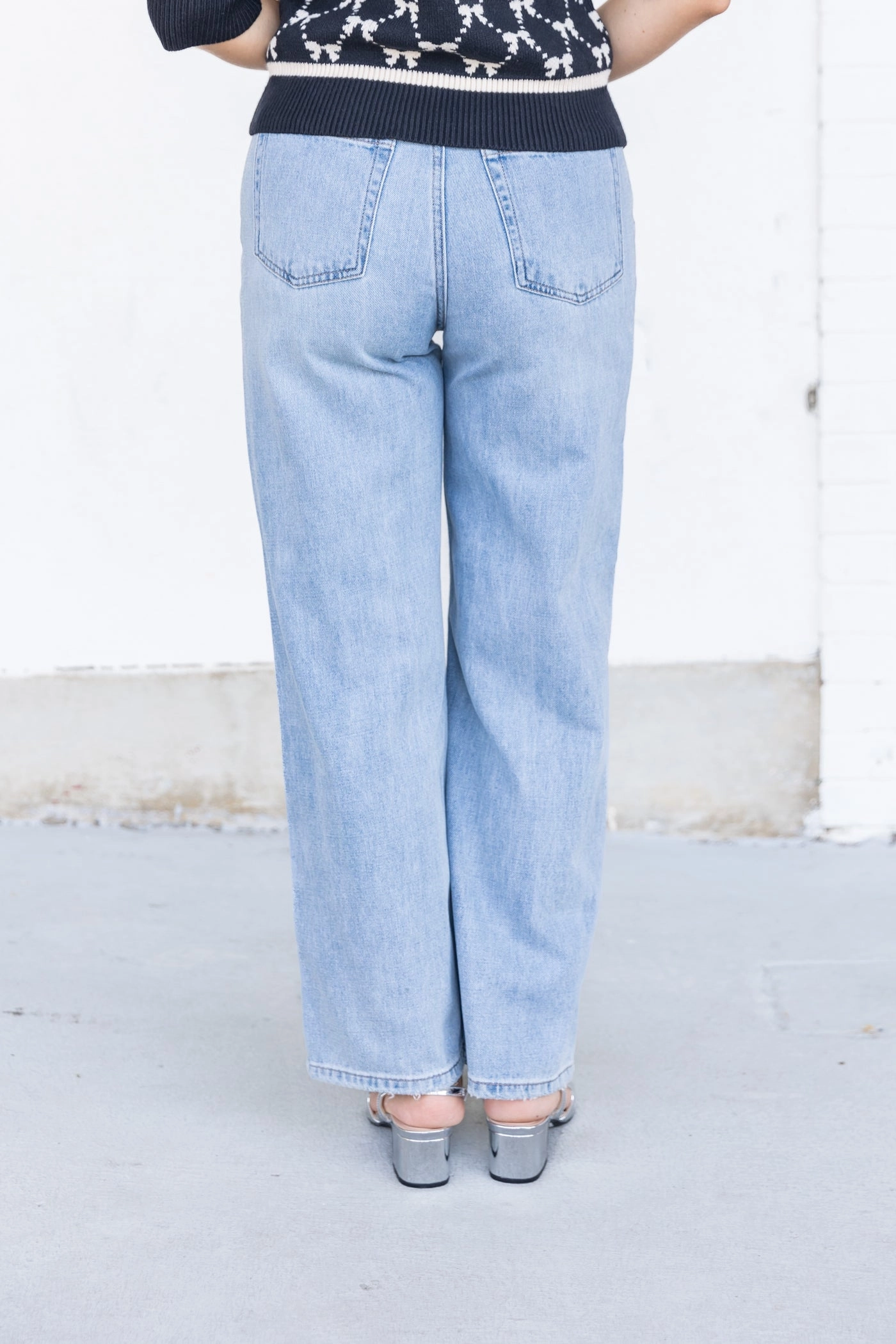 MARY KATE SLOUCHY JEANS Sustainable Dye Methods Family Style Minimalist Style Date Night