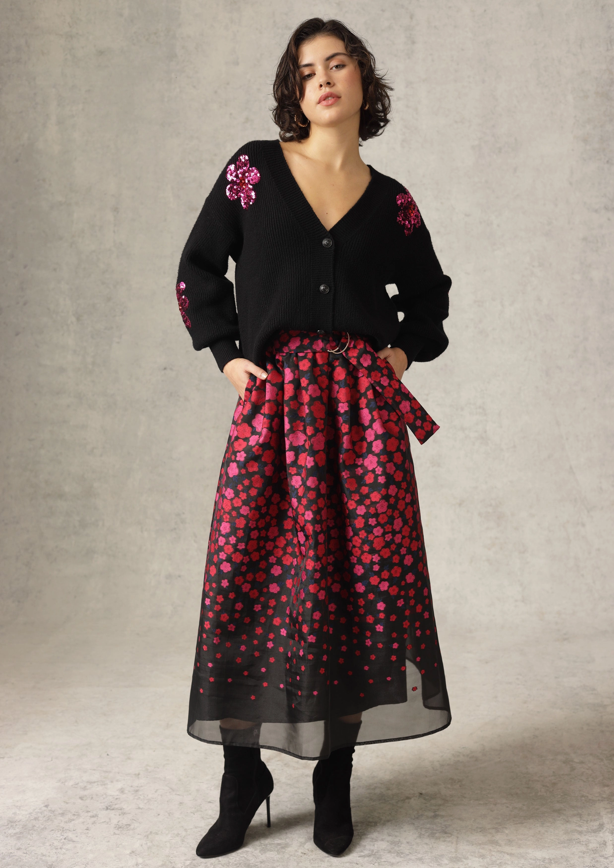 Natural Look Maya Skirt in Black