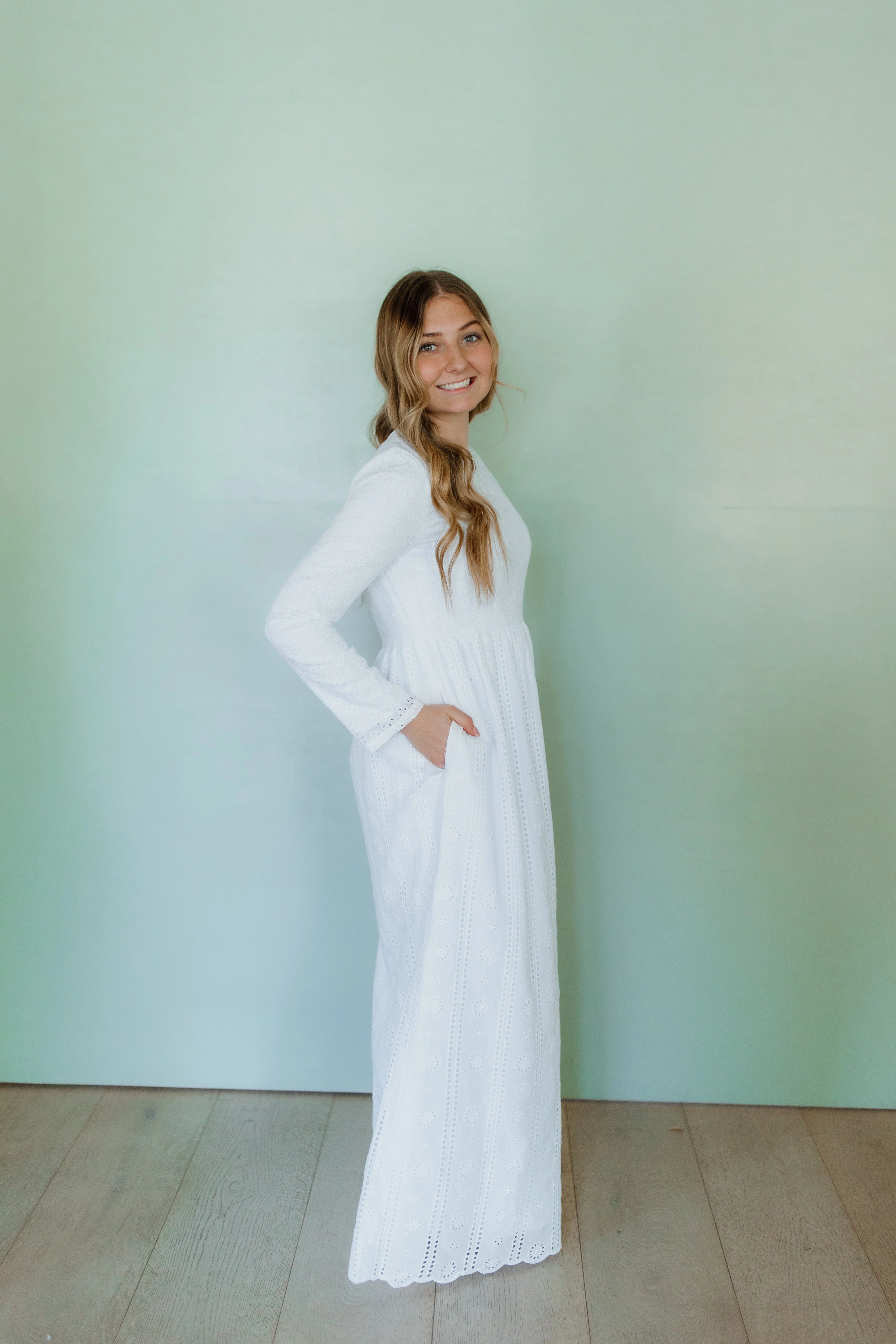 Miley Temple Dress Calm Fit Festive Mood