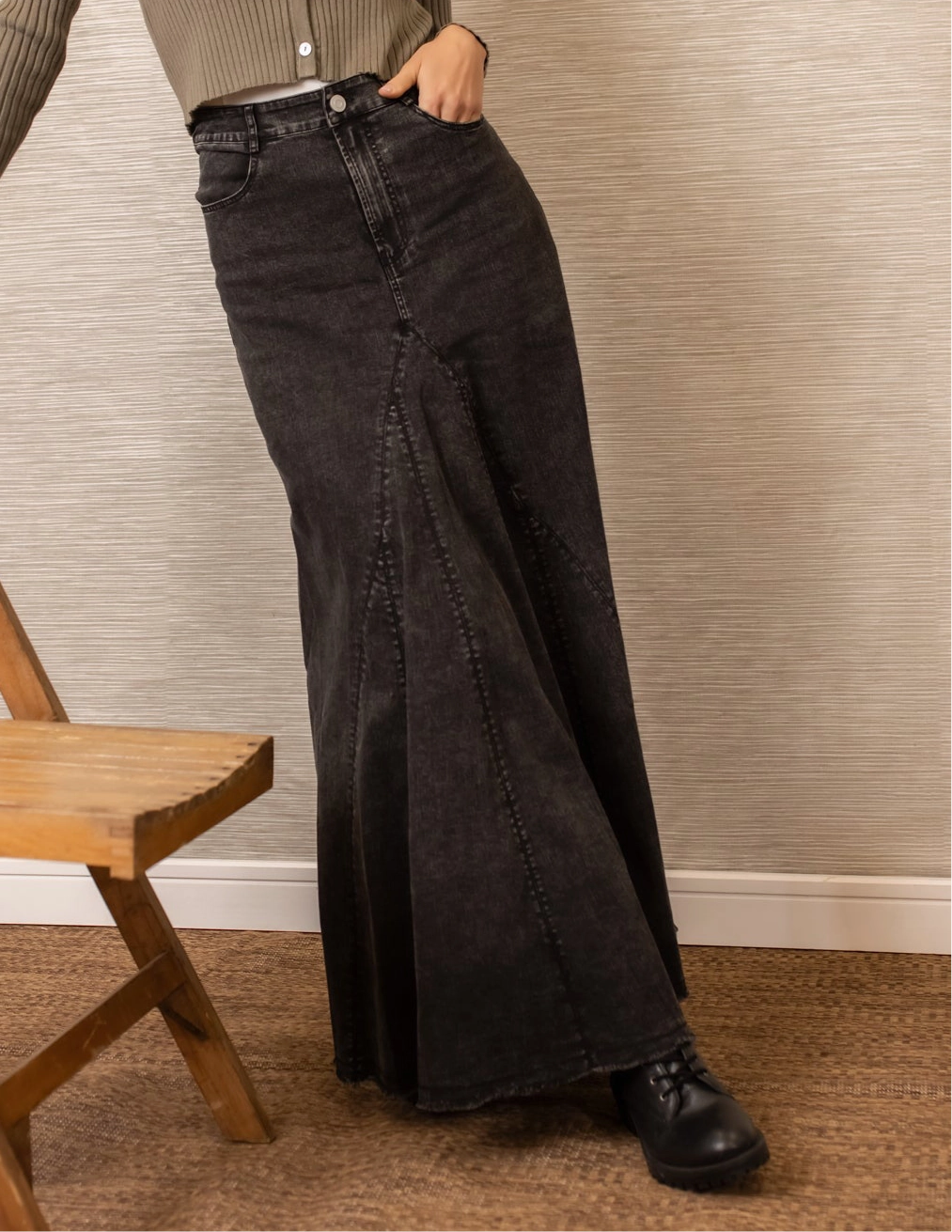 Layer Combo Stylish Choice Flared Denim Skirt| Black