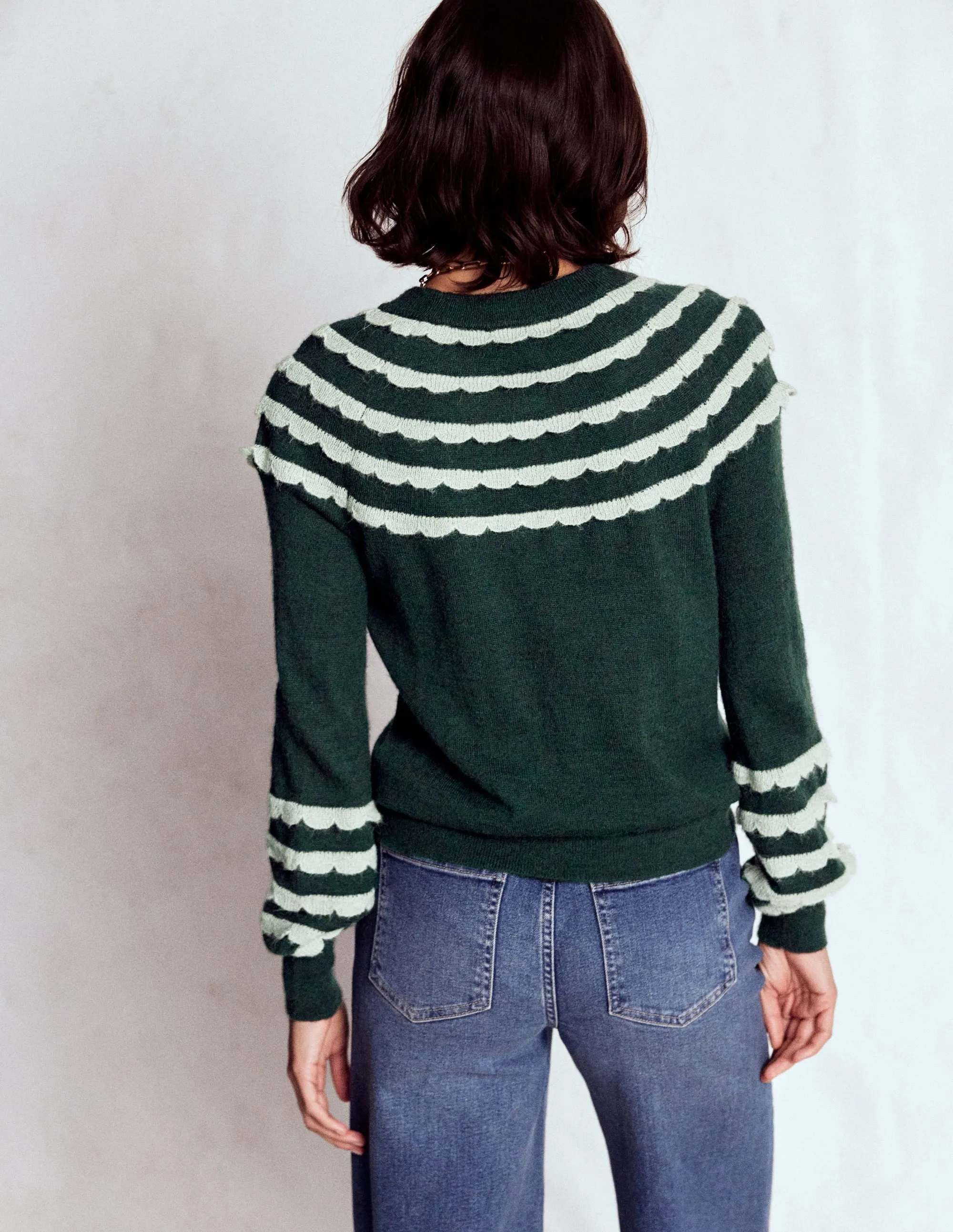 Light Cover Layered Neckline Alice Fluffy Raglan Jumper-Botanical Garden